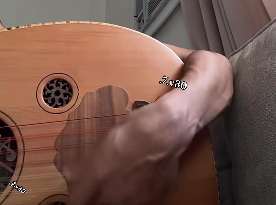 @شــايقـ📻