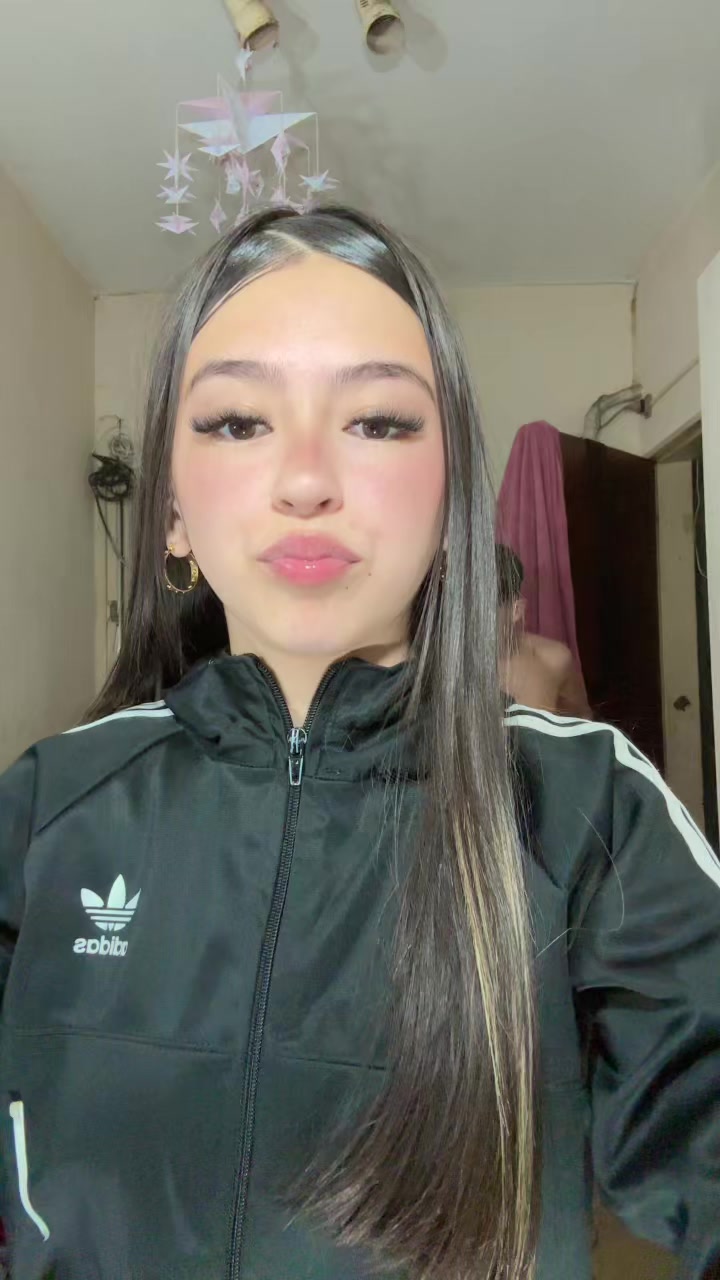 @tizianaa