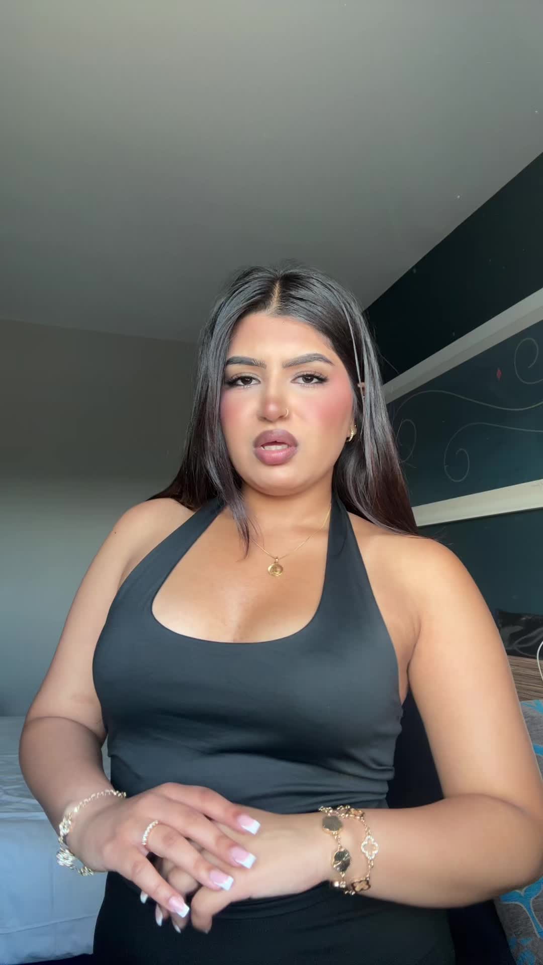 @Jaanvi