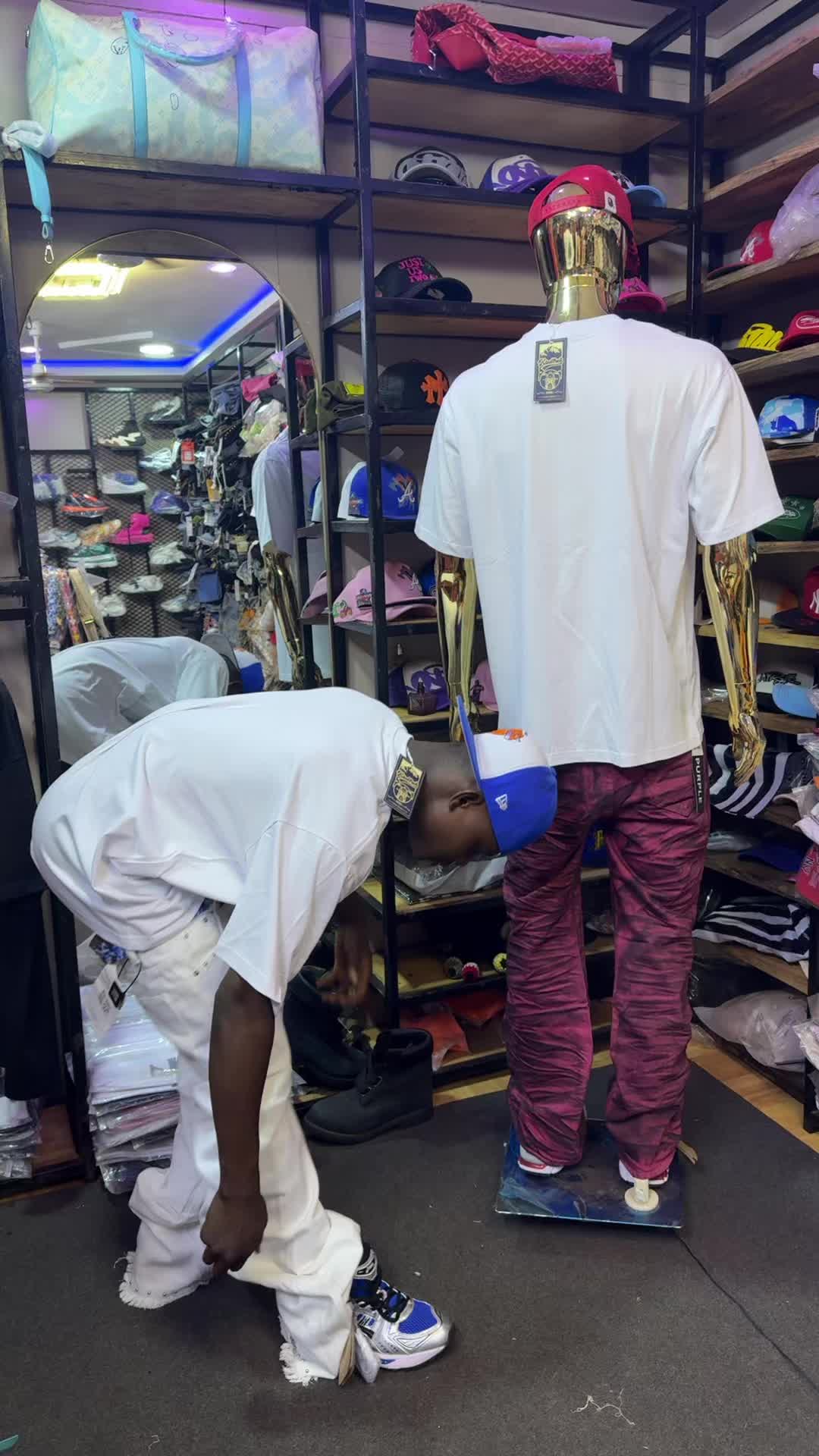 @Bourgeois💸Shopping 🛍️