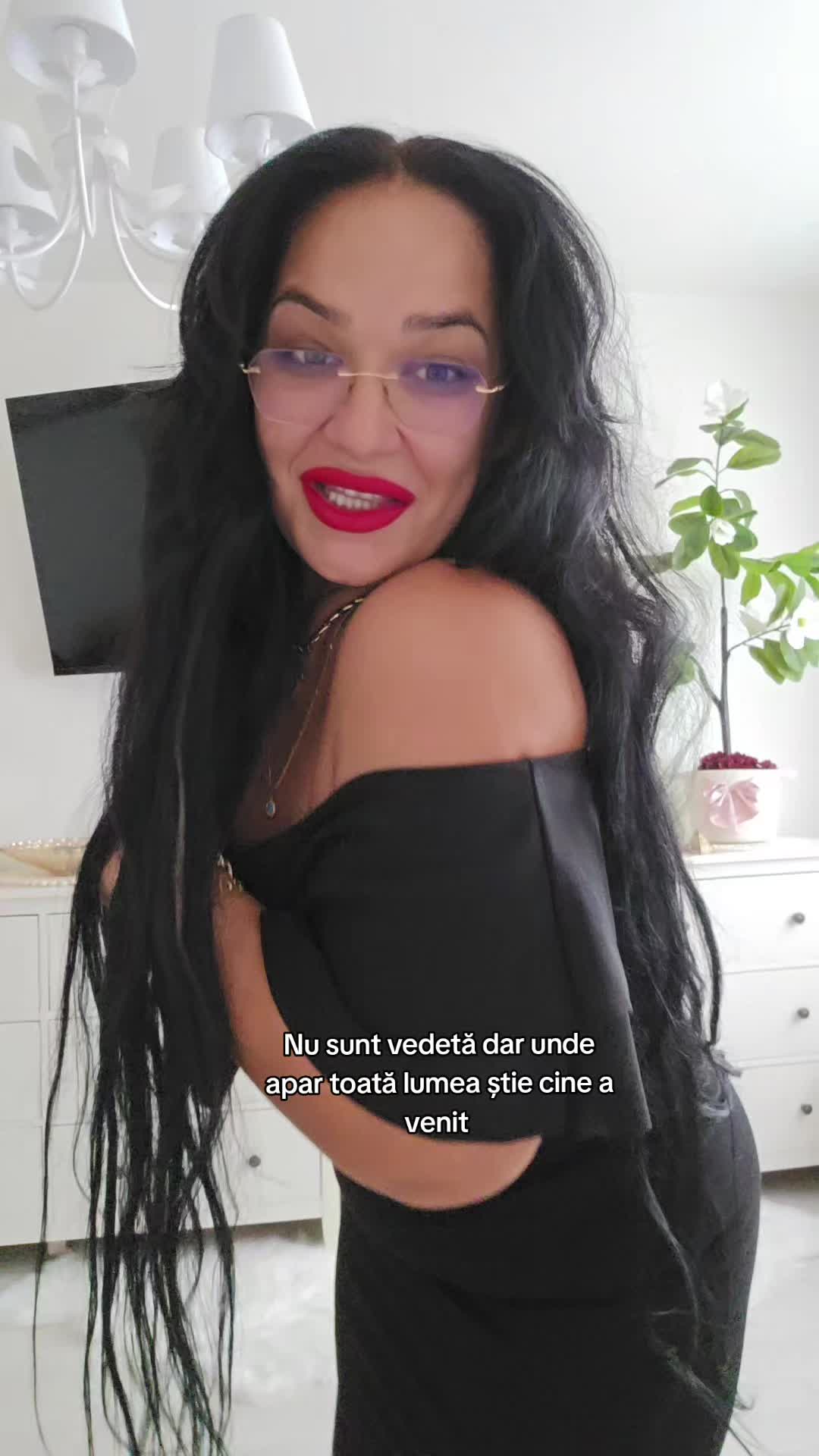 @𝙏 𝙍 𝙄 𝙓 𝙄