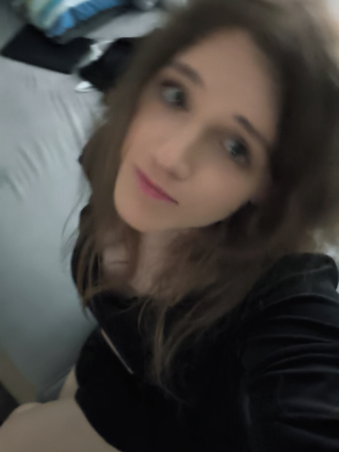 @Laurababyemily