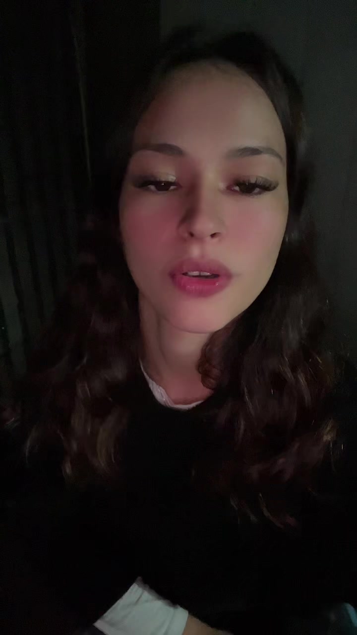 @Adriana_Dostal_