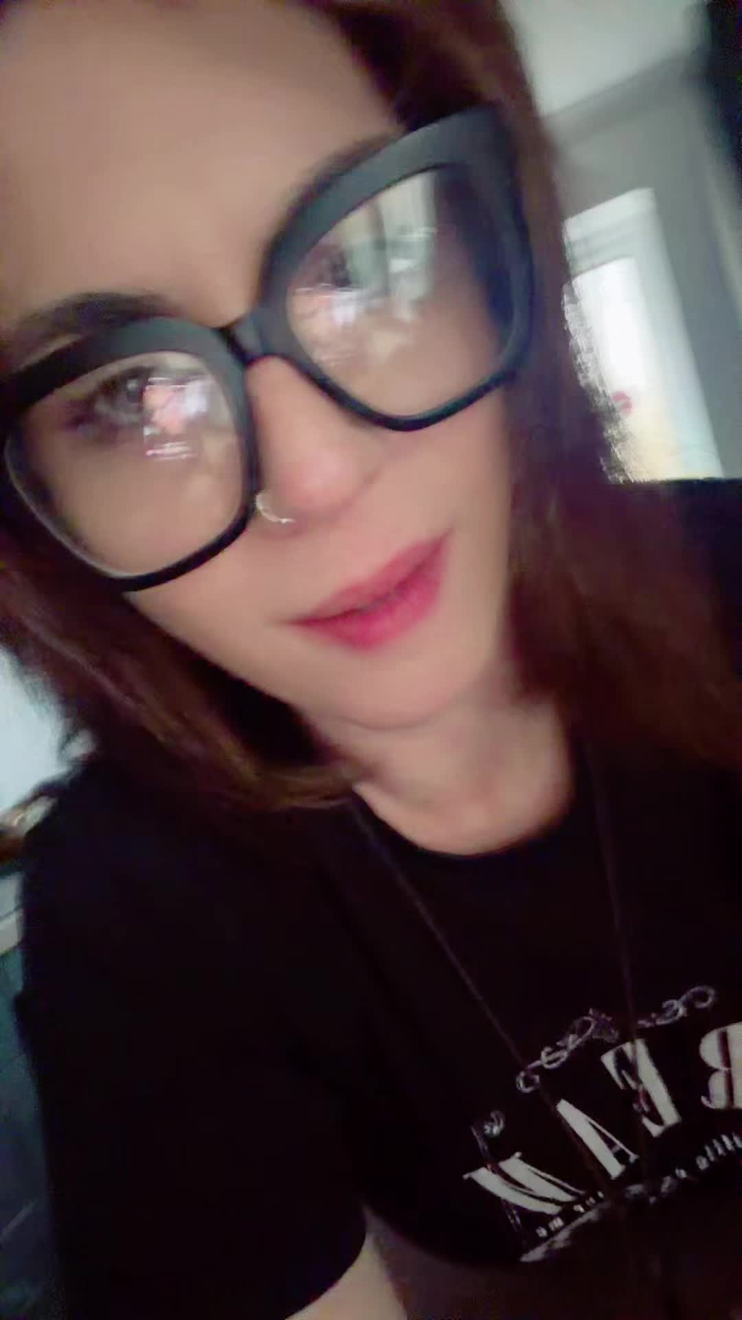 @MissKirsTeaB 💚