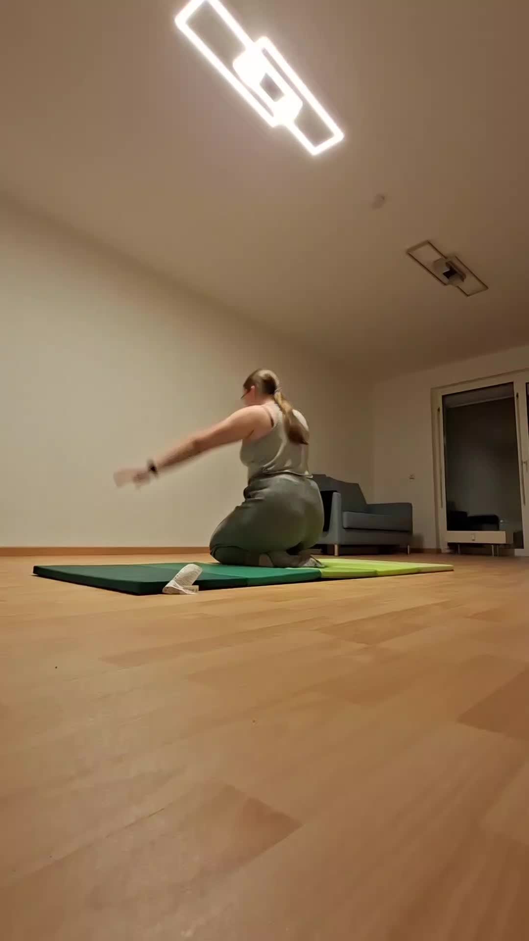 @a_flo_dance