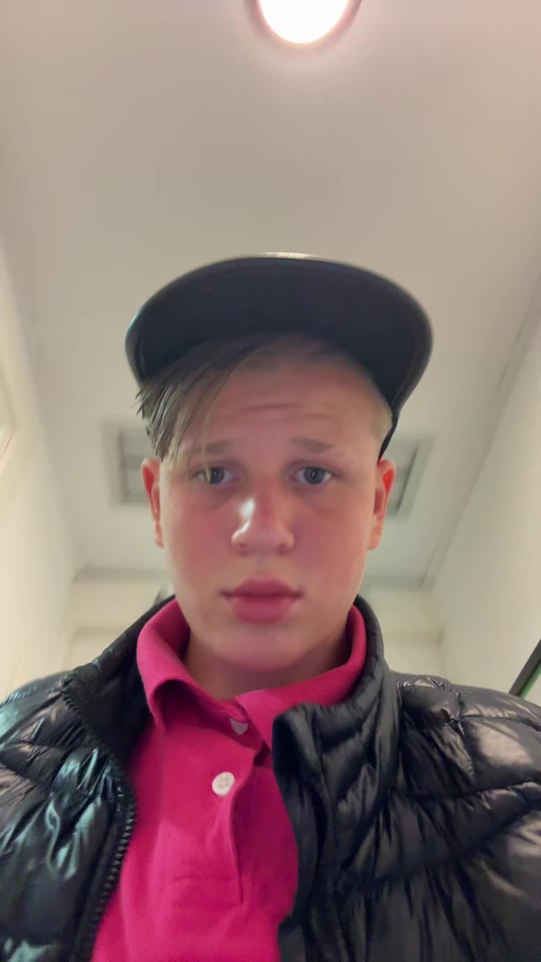 @Kamil+355