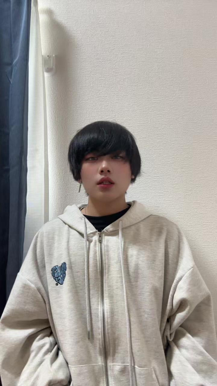 @玻麝（はじゃ）