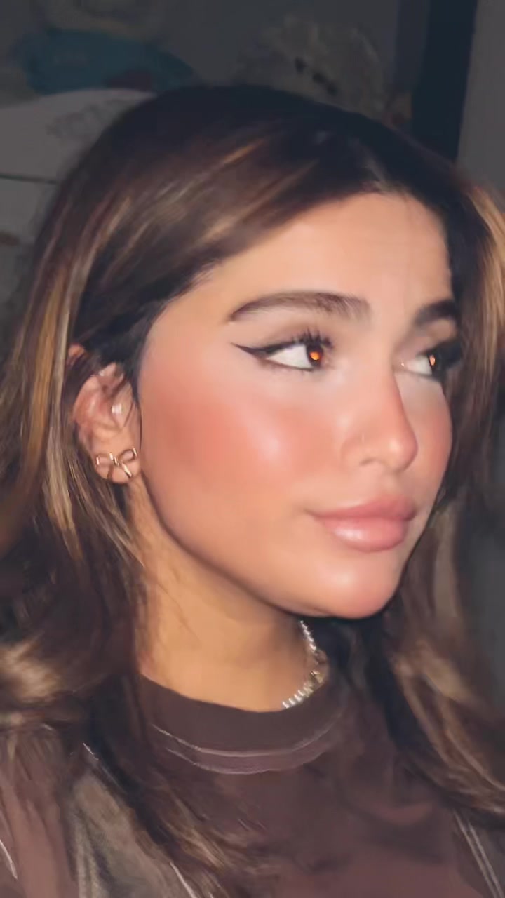 @smakamrn