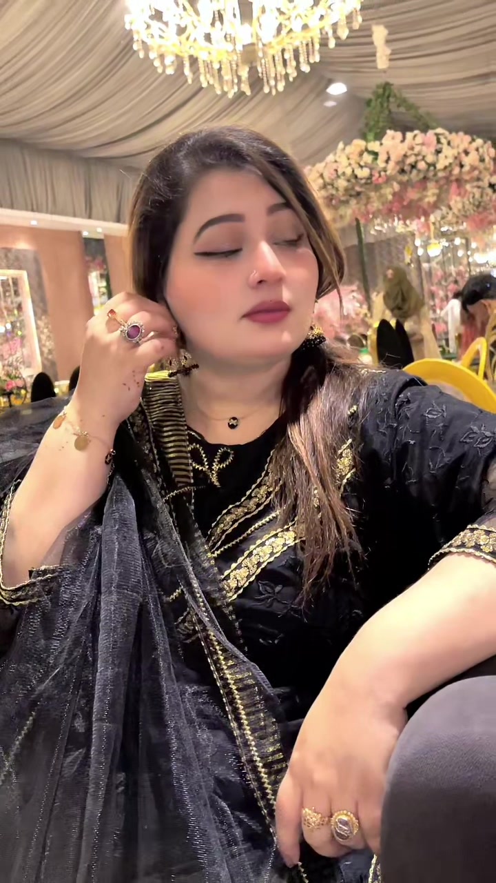 @Hina❤️