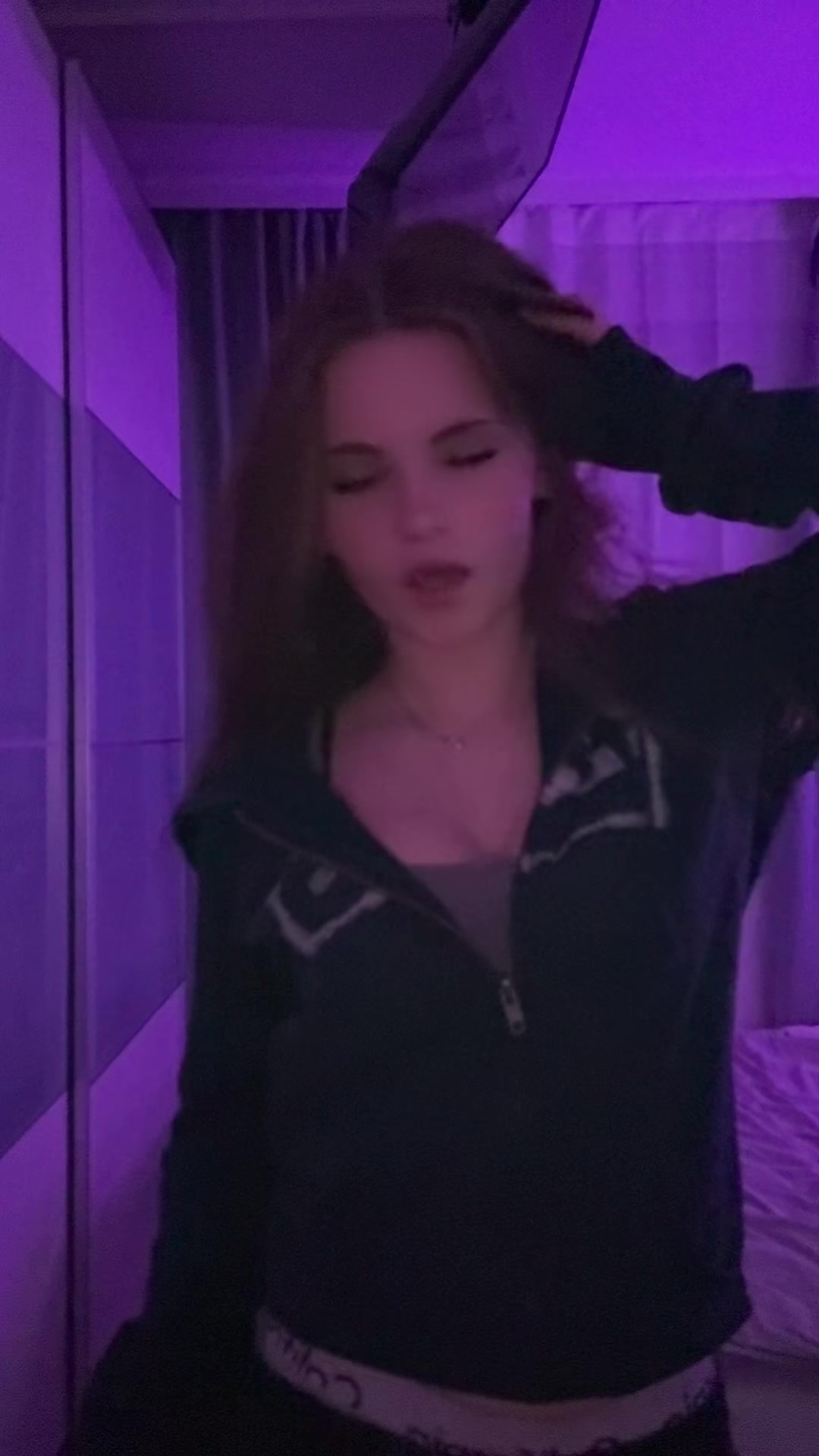 @🌙