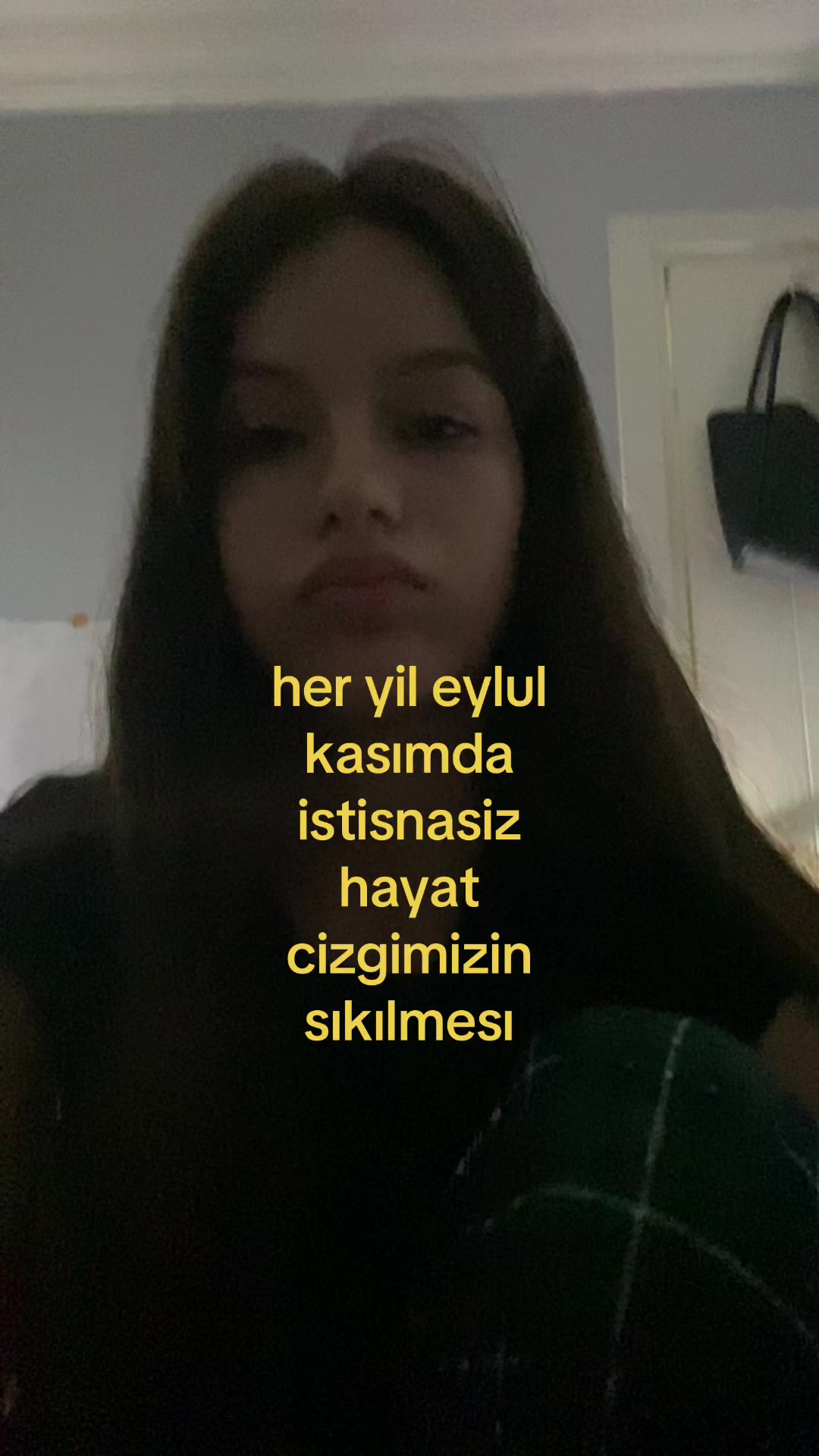 @lola