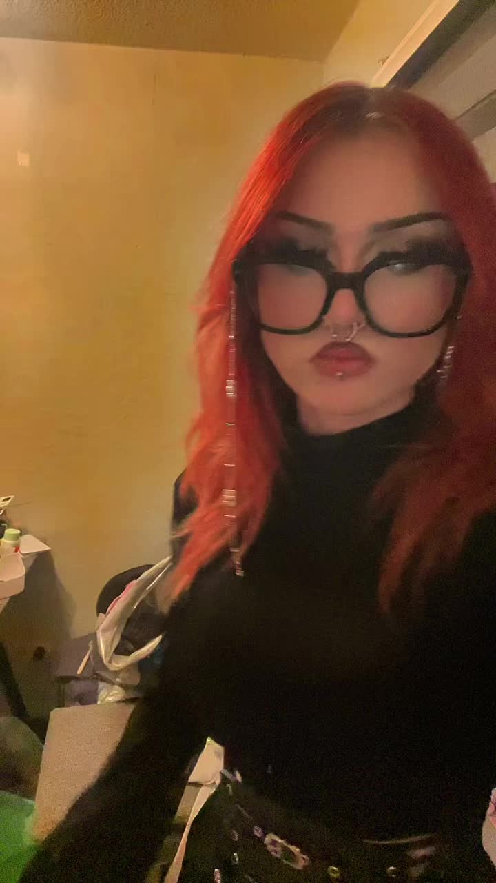 @‧₊˚ ཐི⋆ 𝔜𝔢𝔫𝔫𝔢 ⋆ཋྀ ˚₊‧