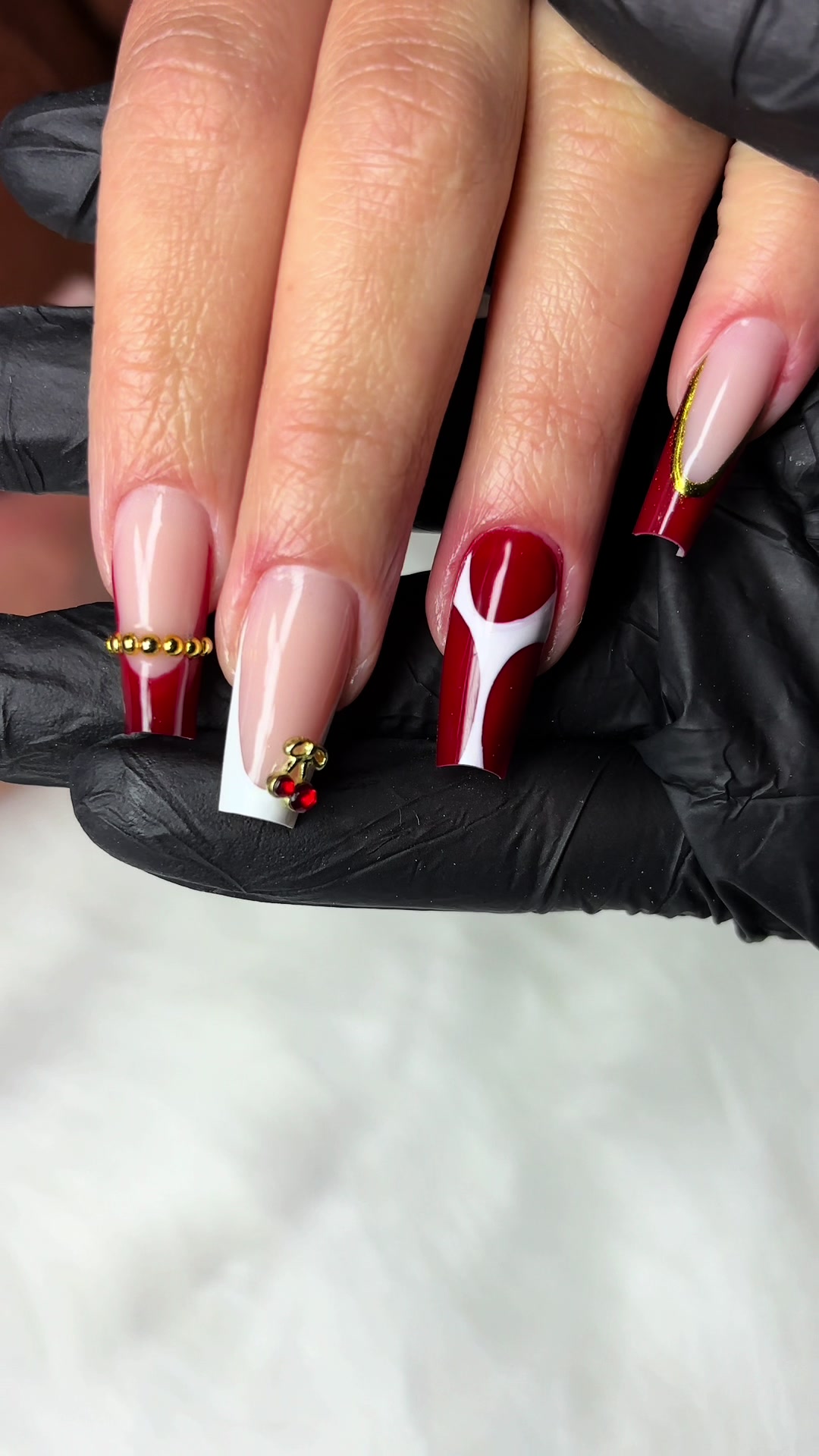 @marginails_