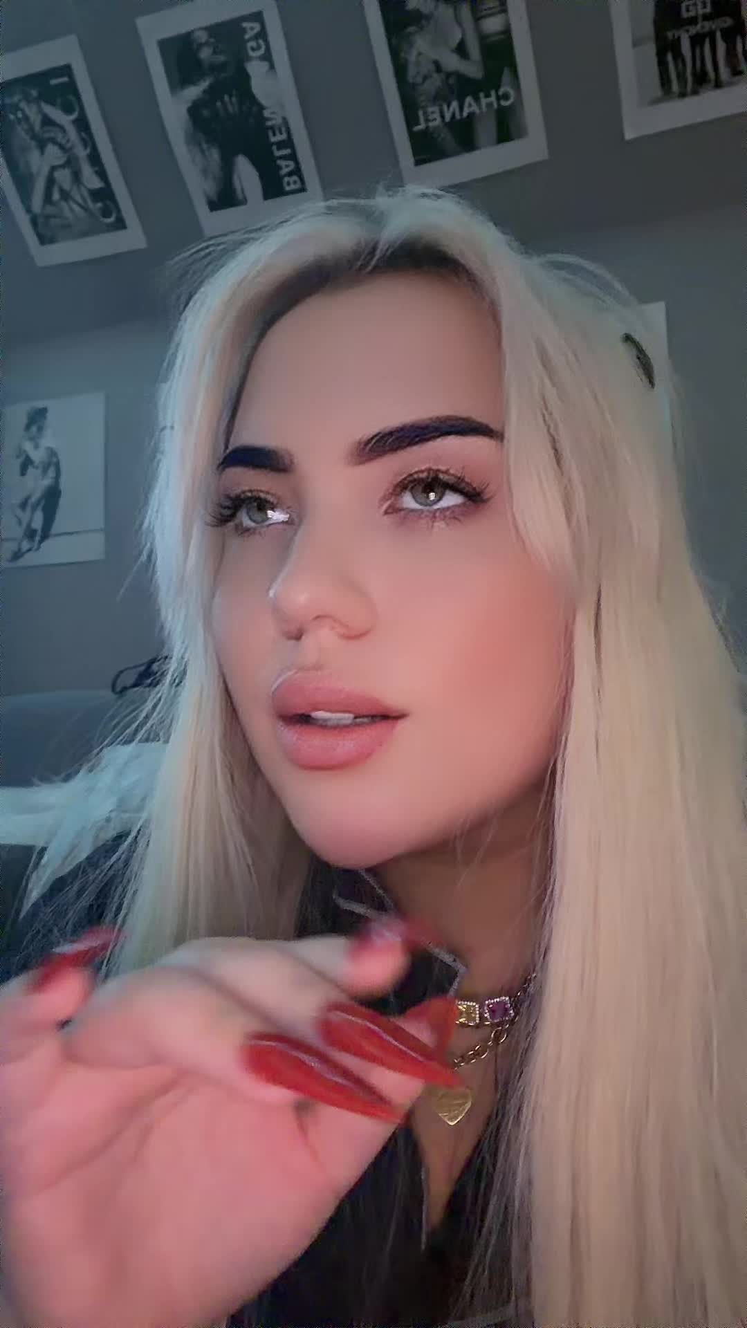 @Adelinadalevska