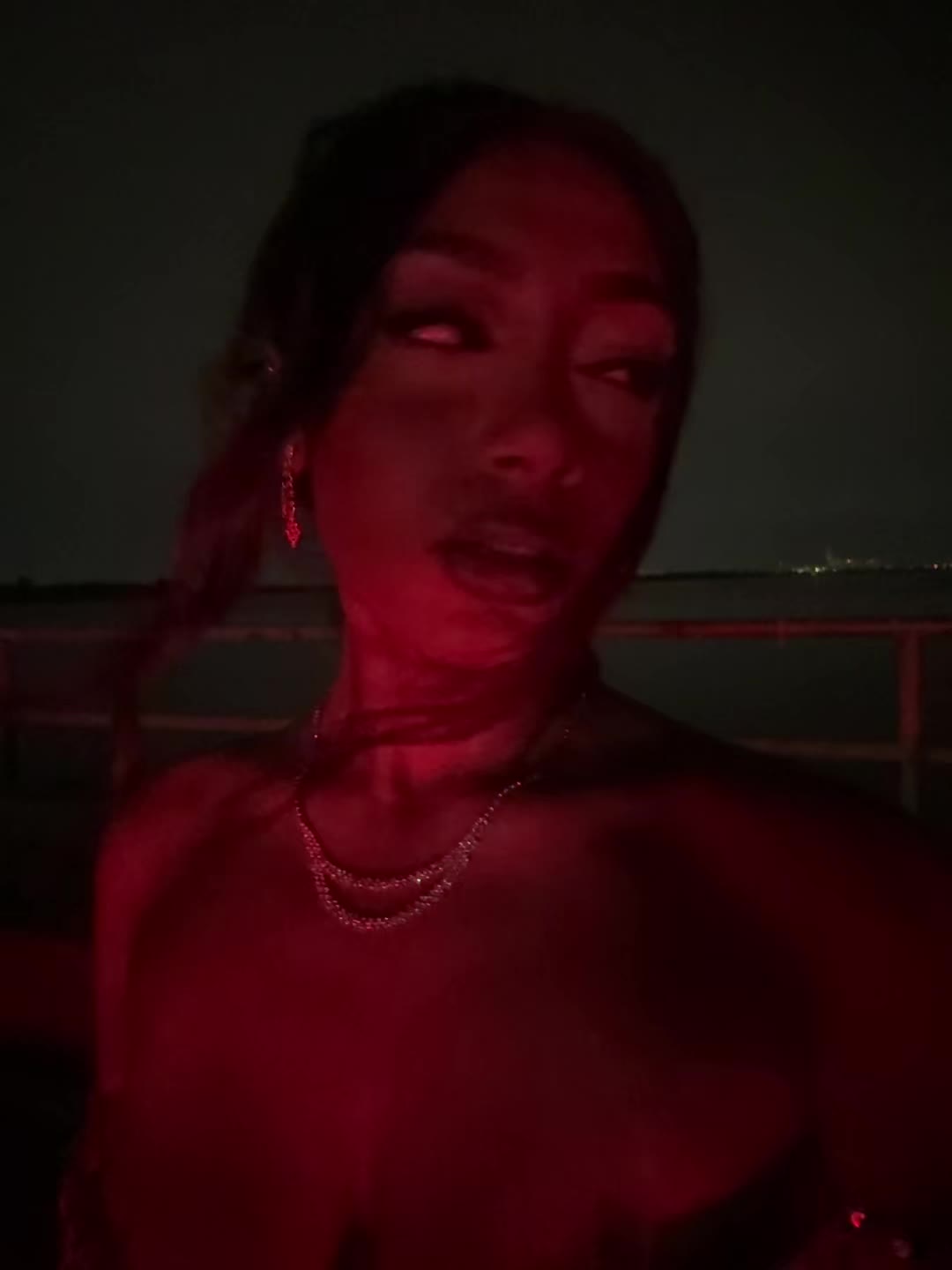 @notria