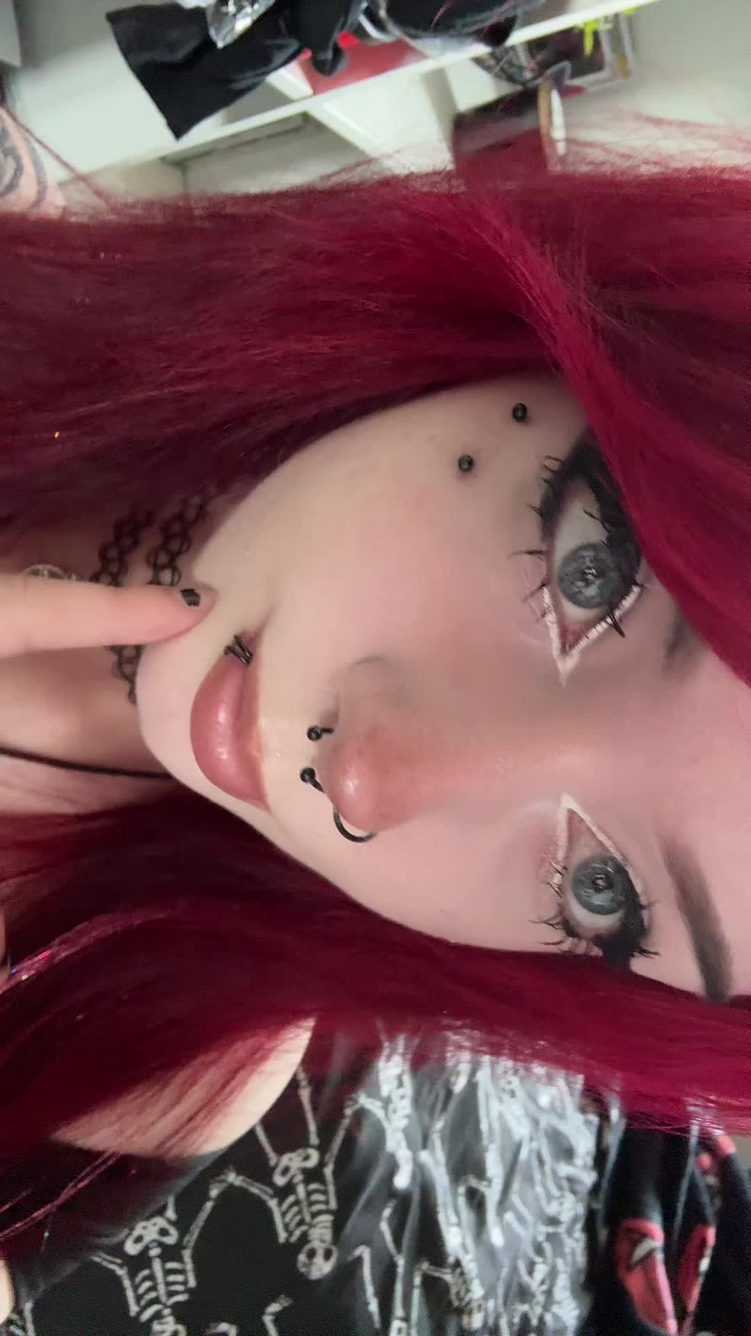 @♰ 𝖑𝖆𝖞𝖑𝖆 ♰