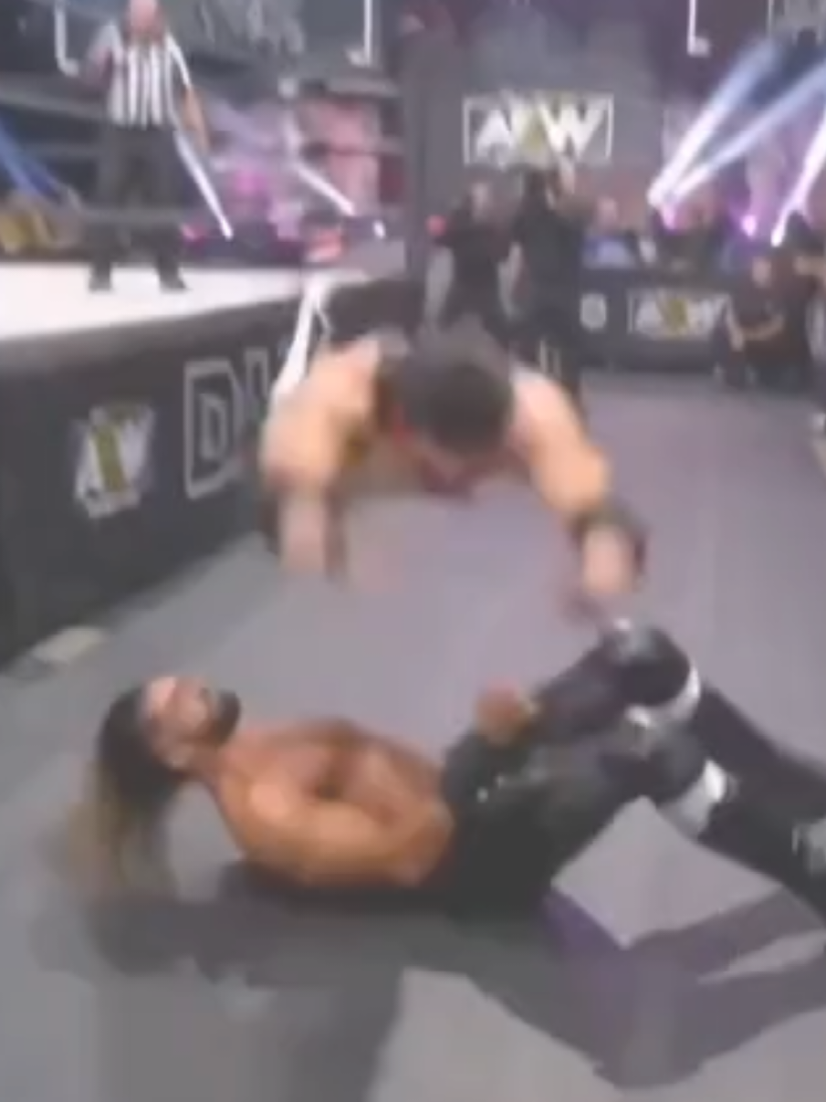 @Ultimate Wrestling Fan Warrior