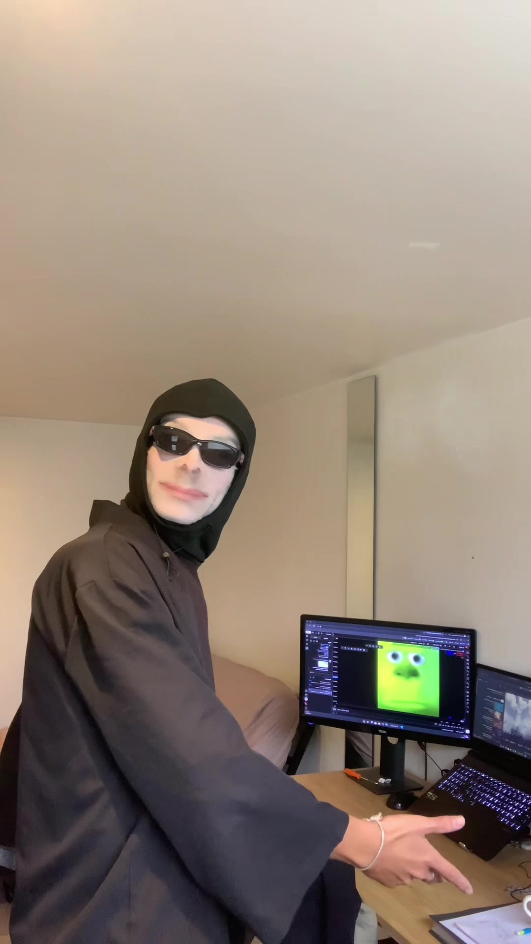 @Mr_HeeHee