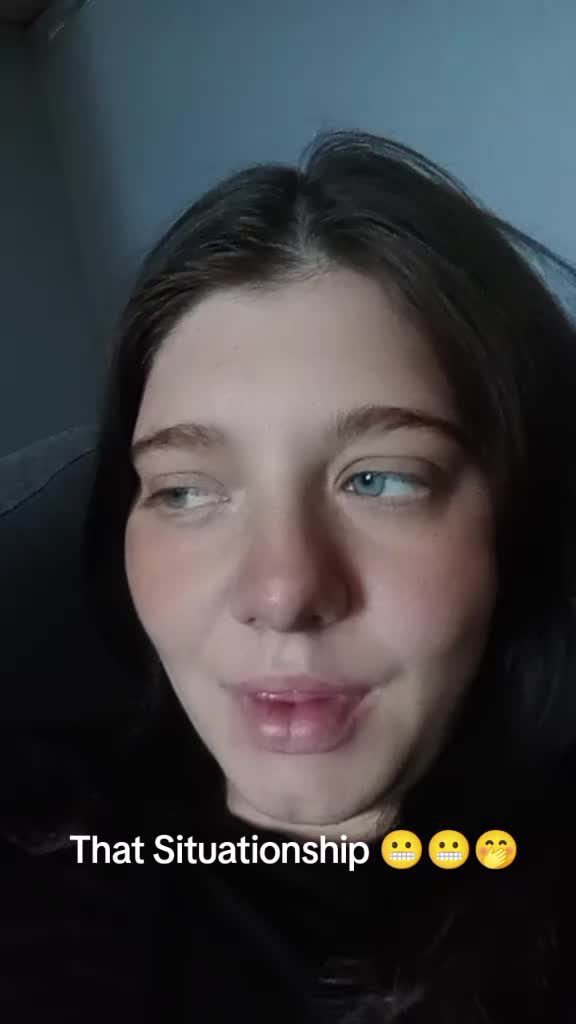 @Holsophiexx