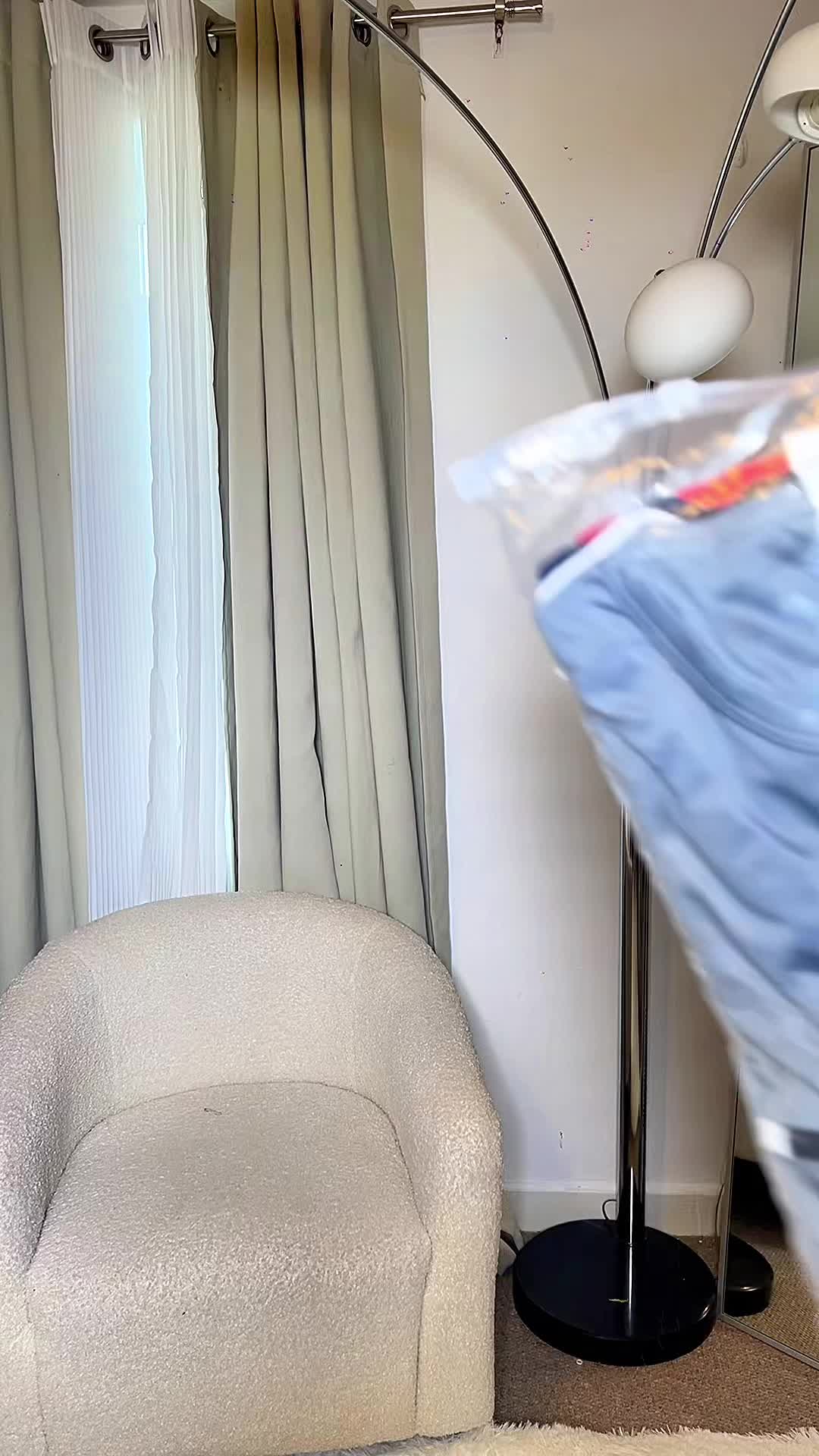 @wealth_shade