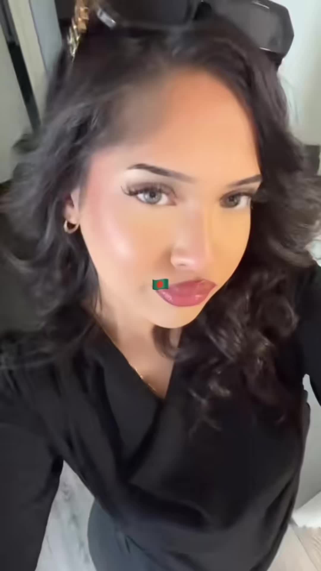 @ᥫ᭡.
