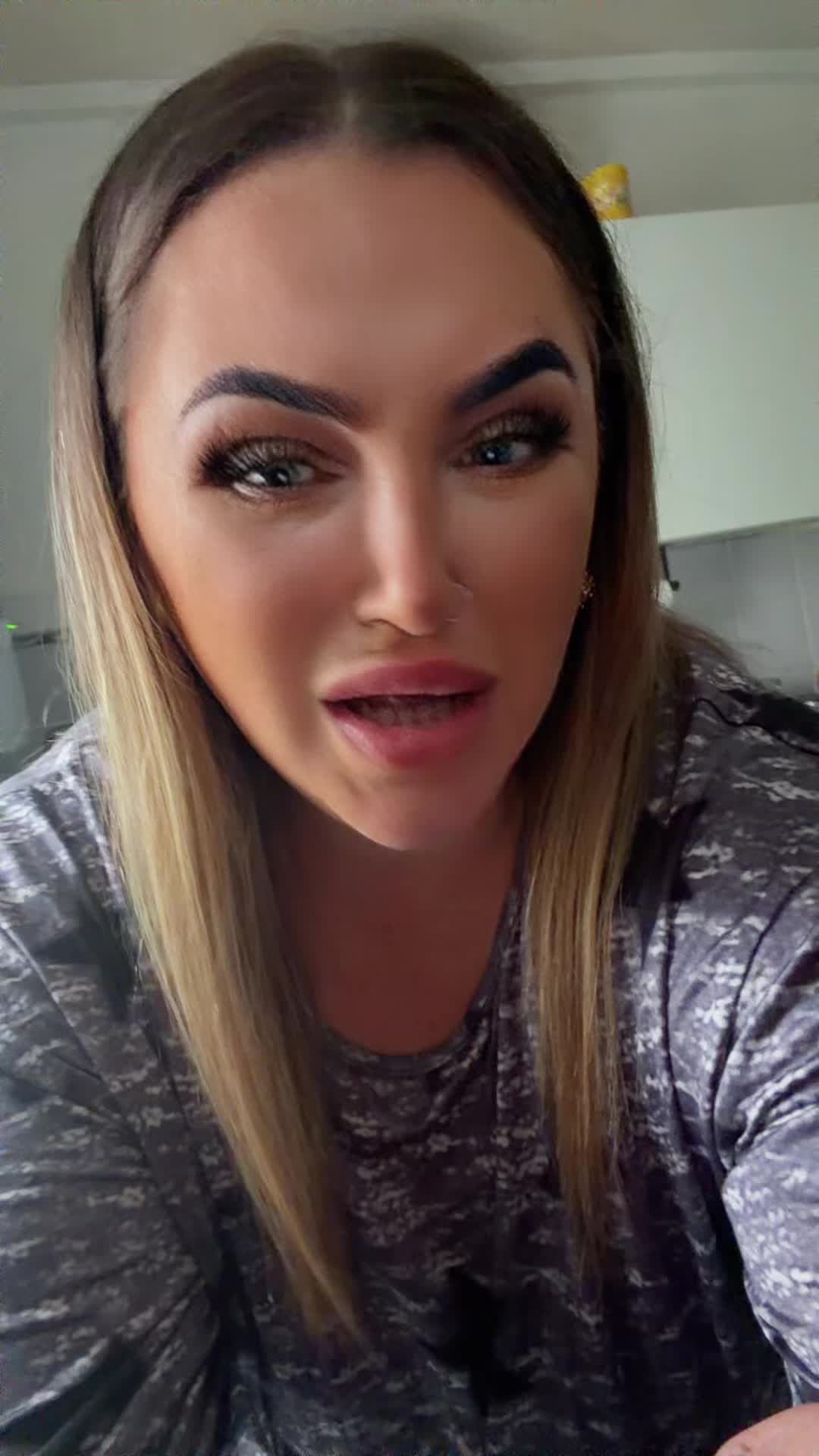 @carlajane1989