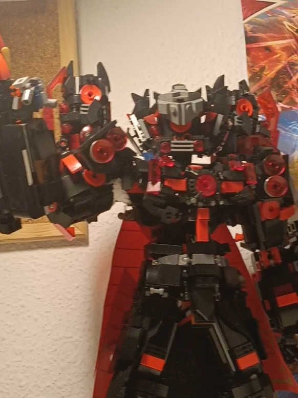 @Legom...r