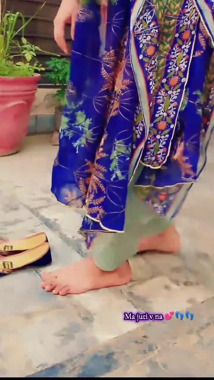 @Raبia Awaن
