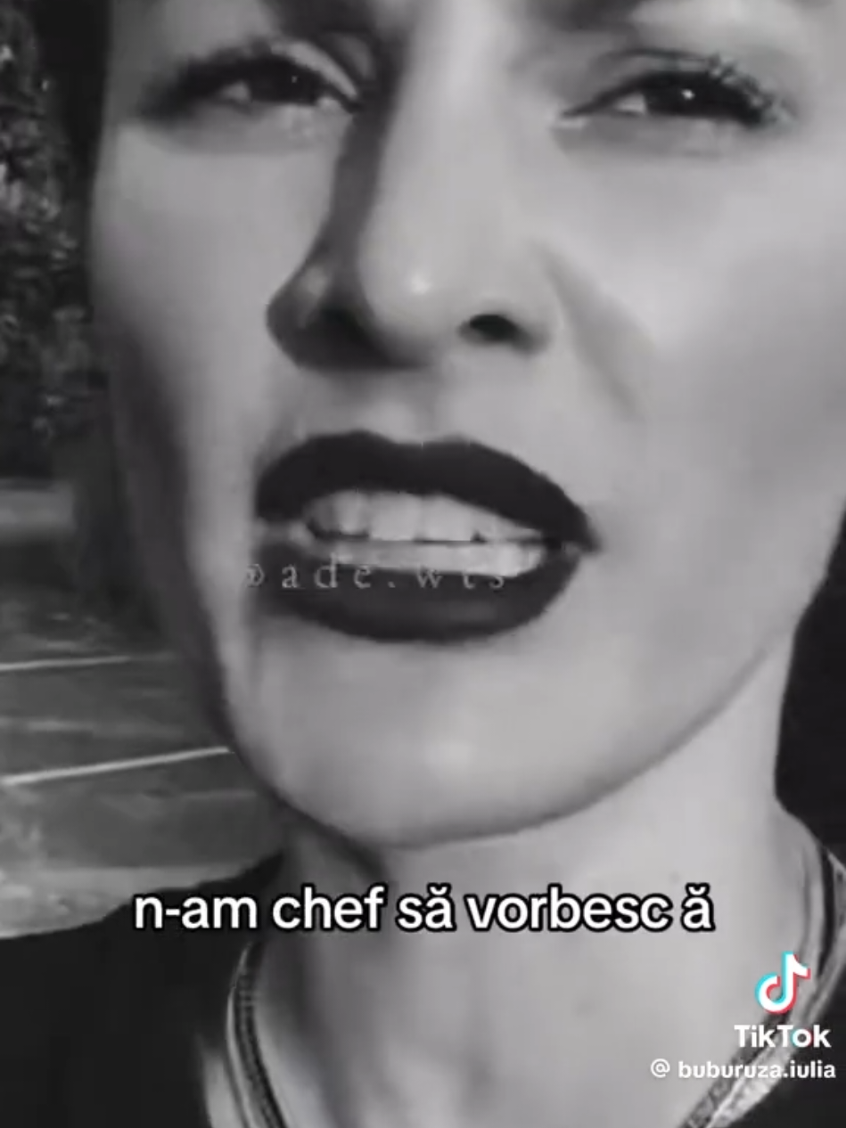 @Ruxandra Roxy
