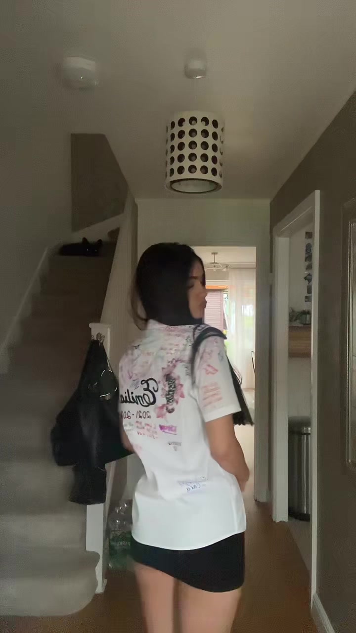 @𝐄𝐌