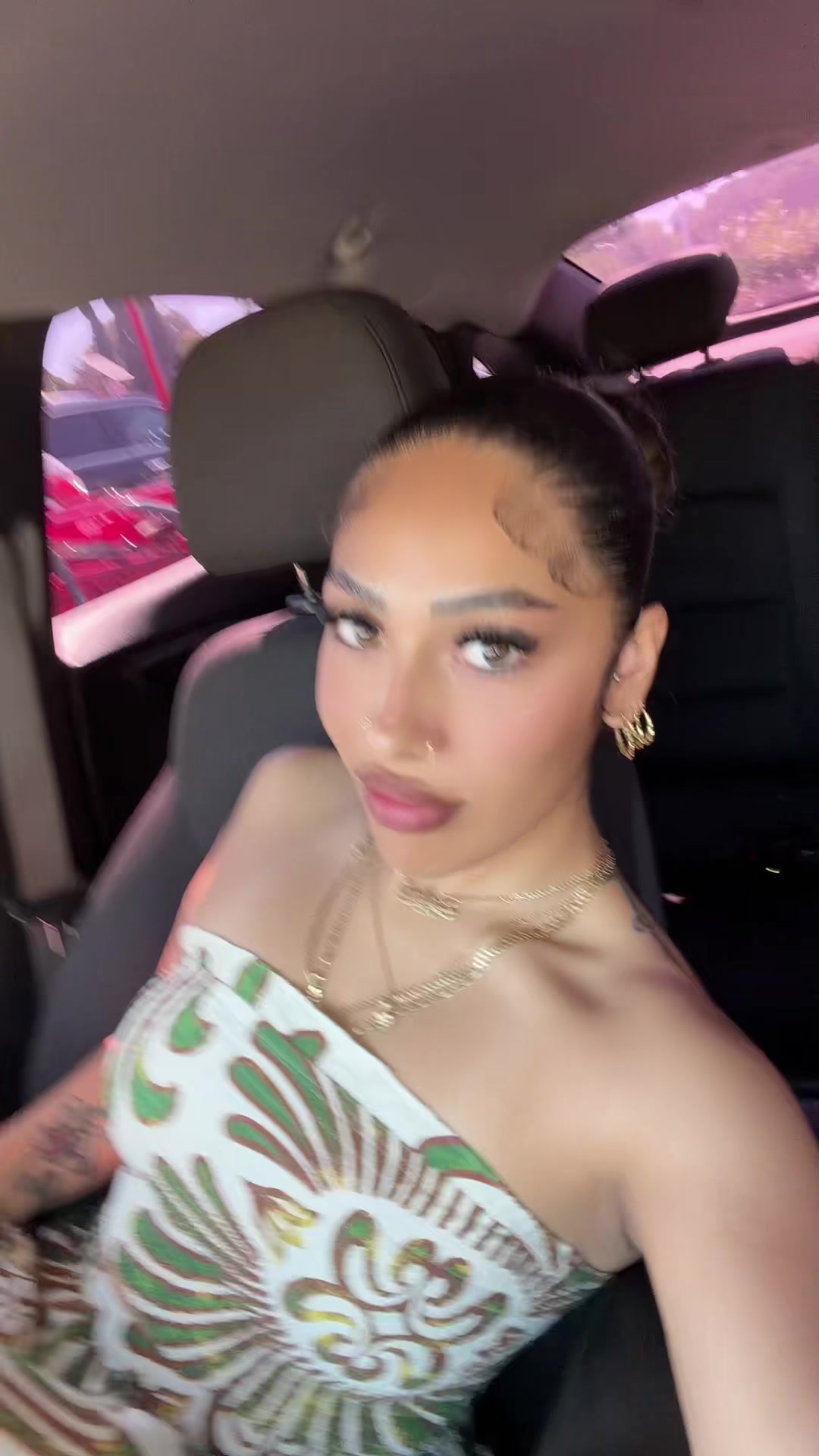 @laanniiilovee