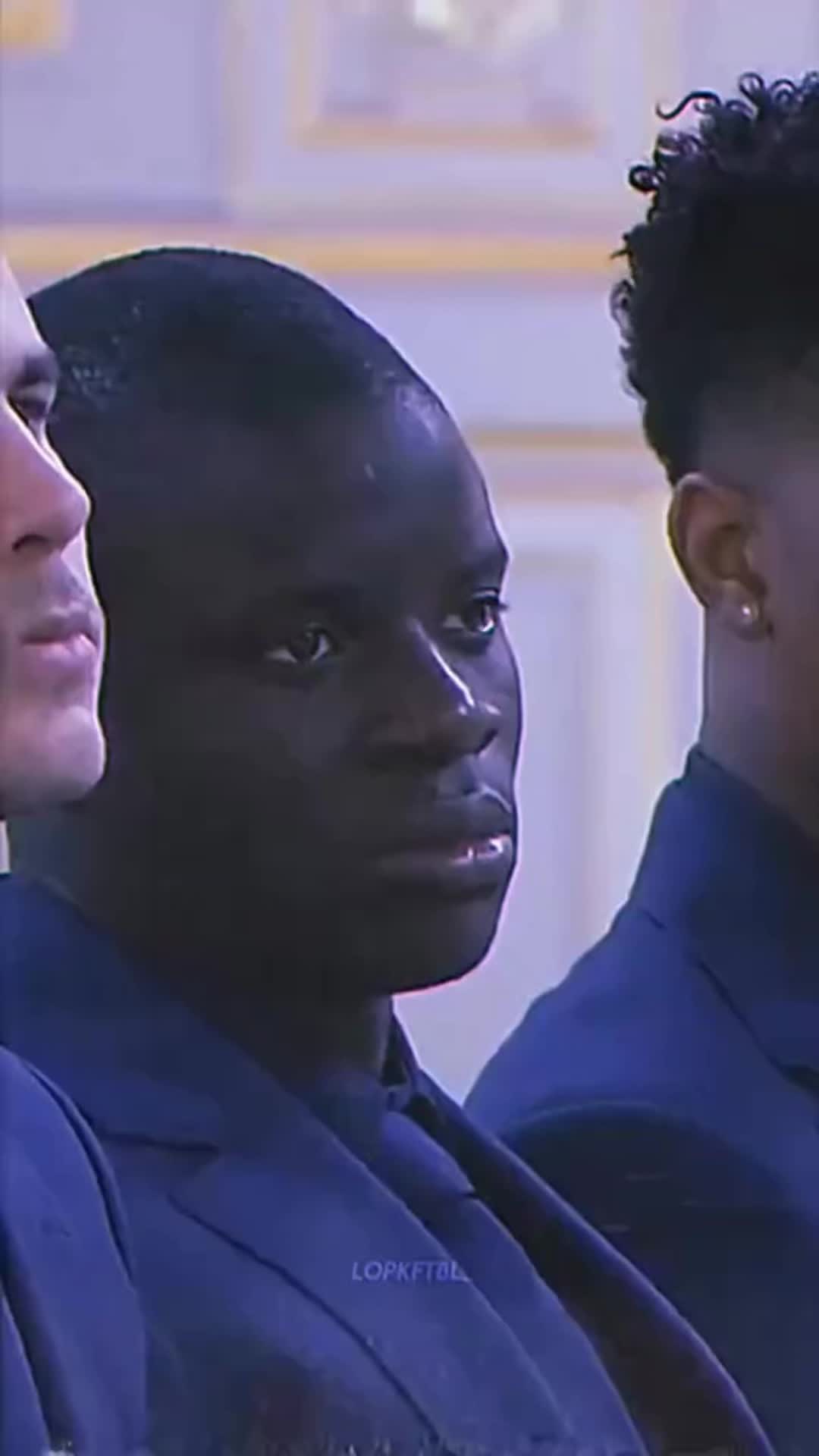@𝐋𝐇Ę 𝐆𝐎𝐀𝐓