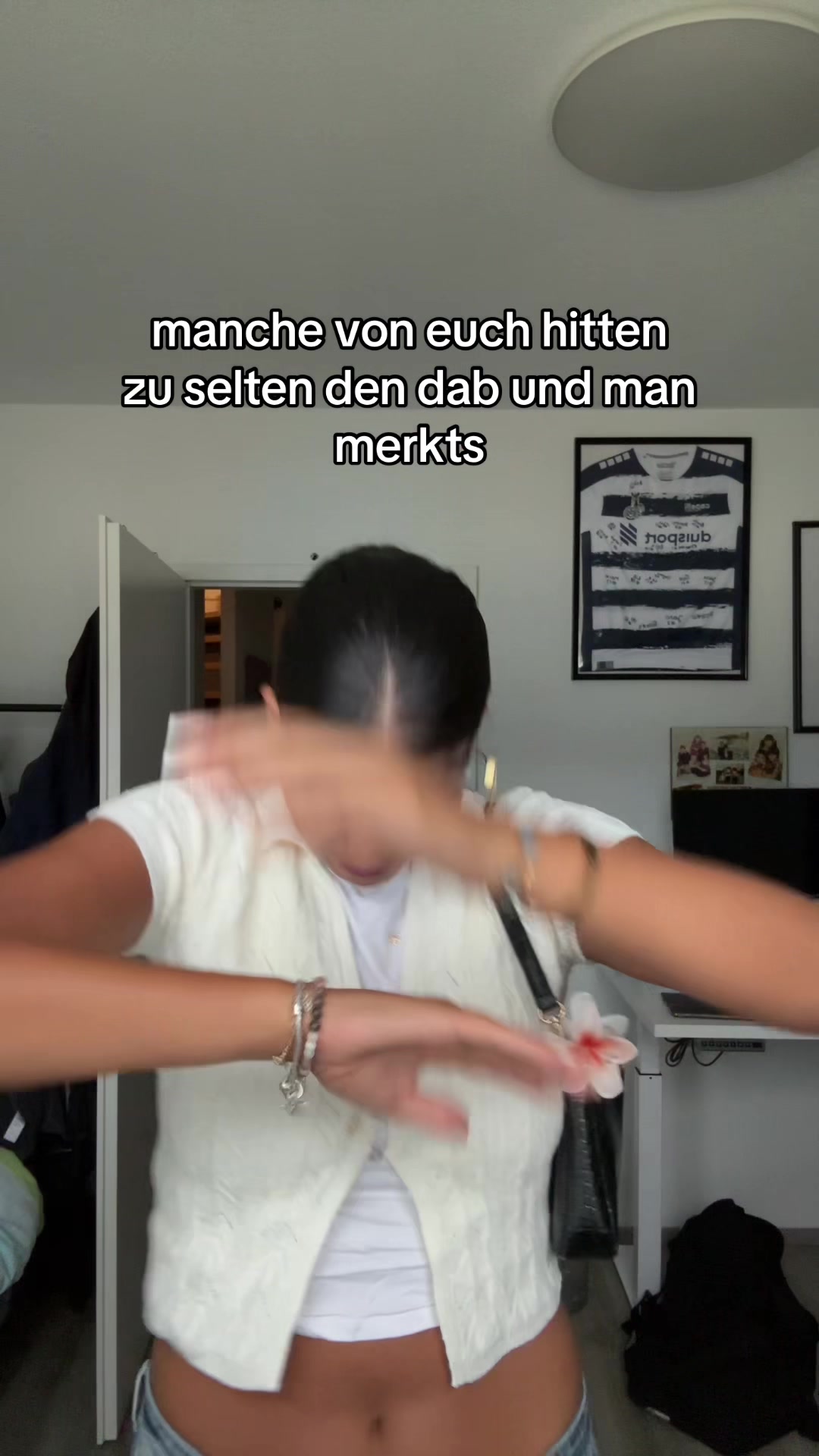 @ayesha