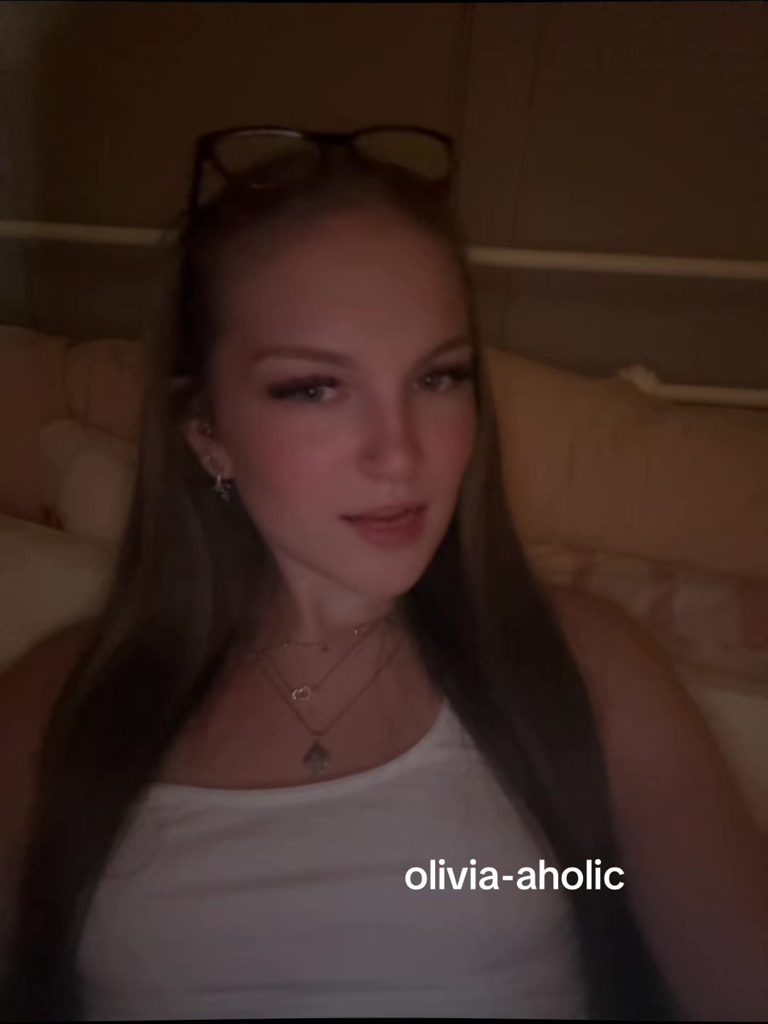 @molls 🤍🍦🧺🧸
