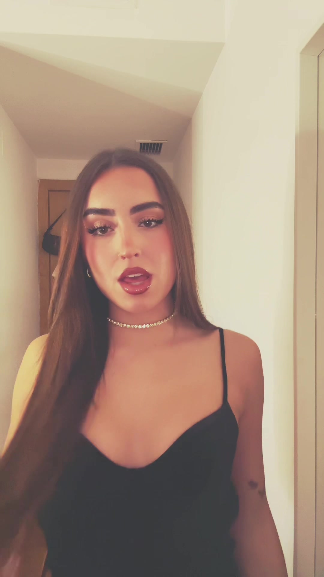 @𝒂𝒛𝒄𝒐𝒏𝒂🦋