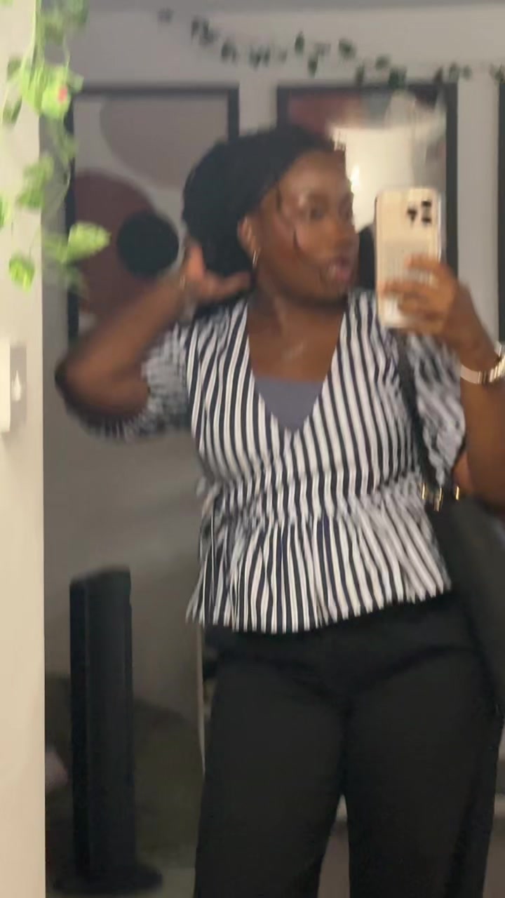 @Laylay