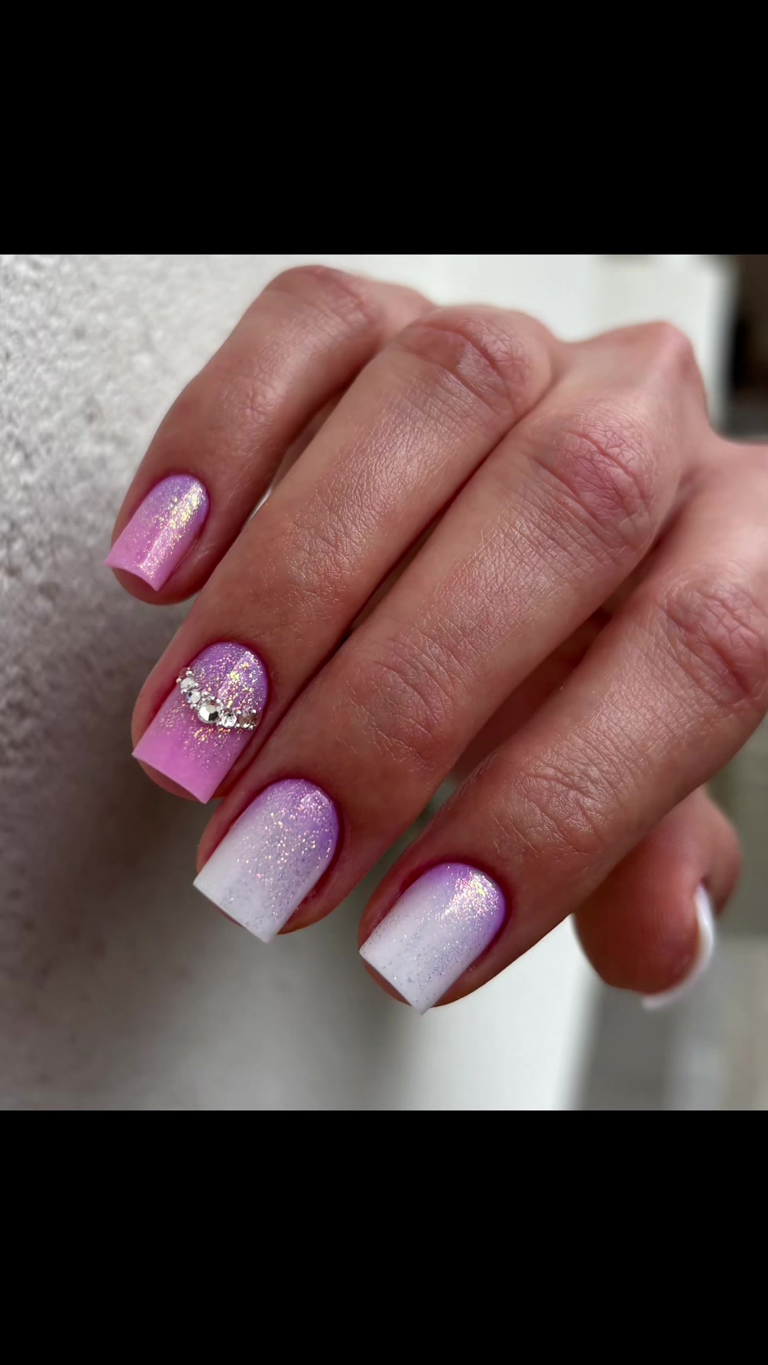 @nails_by_vivien_