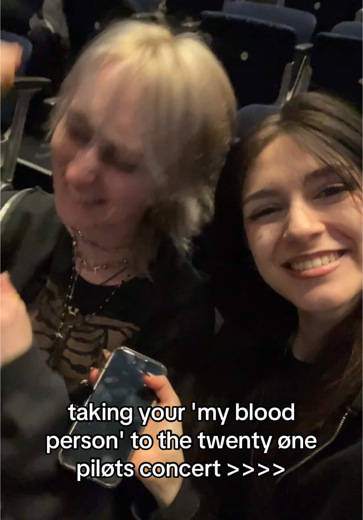 @navy_bluu