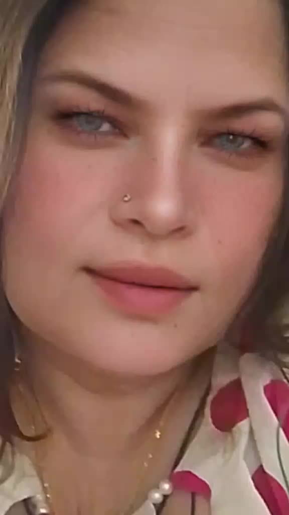 @Roshani Khan