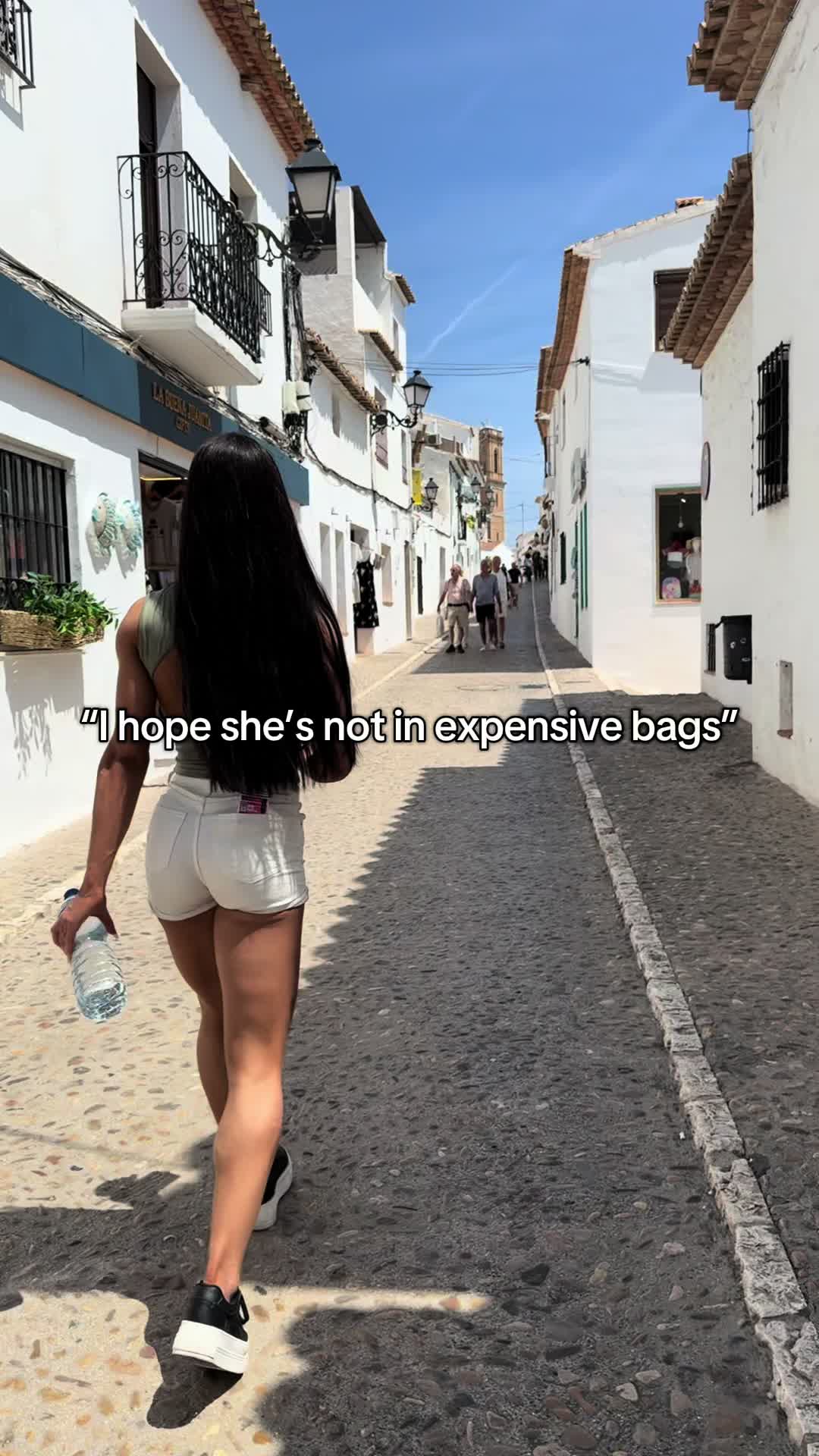 @Maria Nedelcu