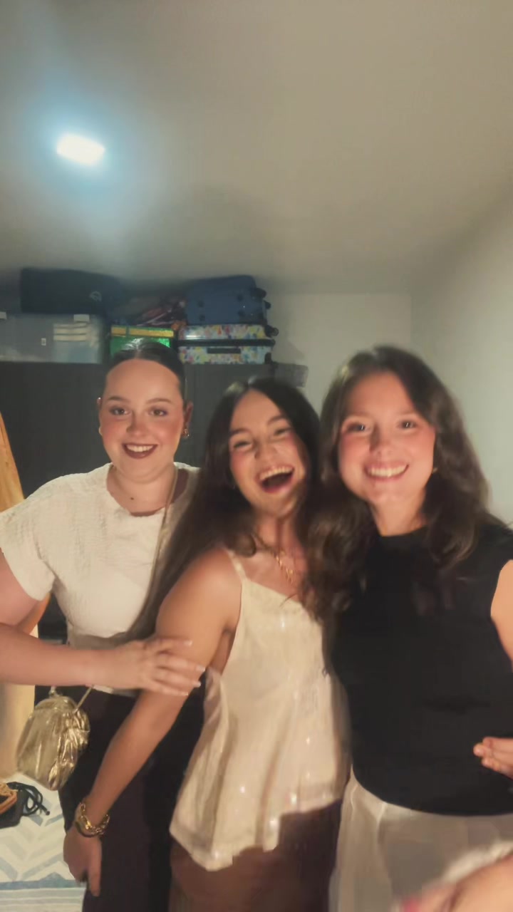 @Belén💛