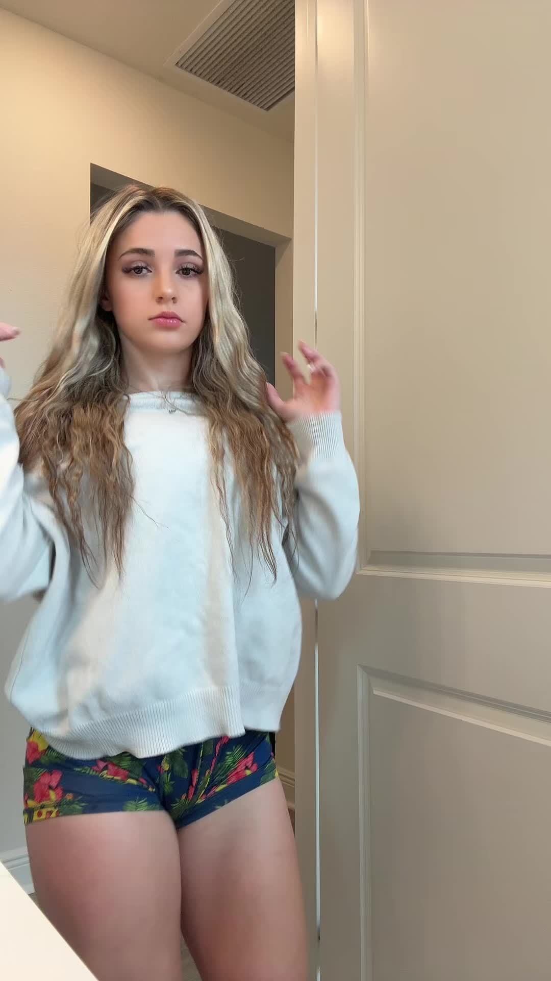 @zoeycakezz