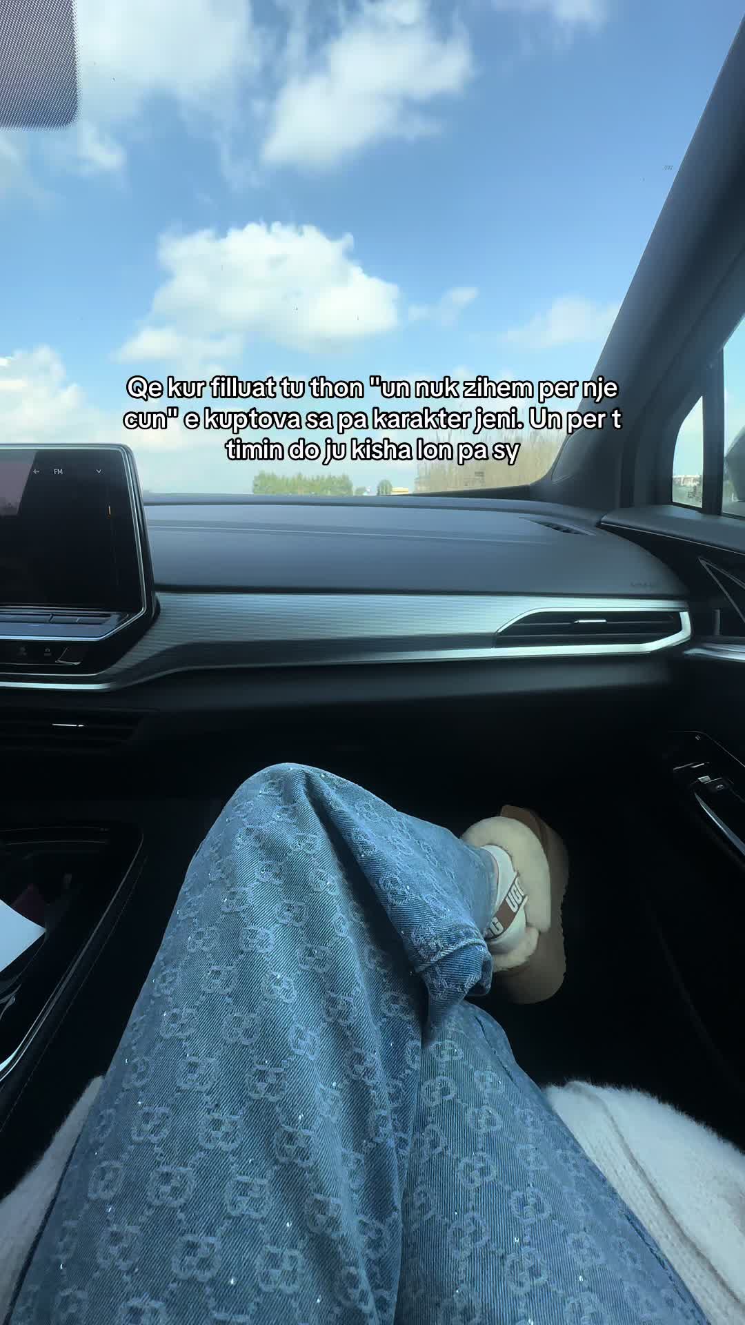 @its_luena_
