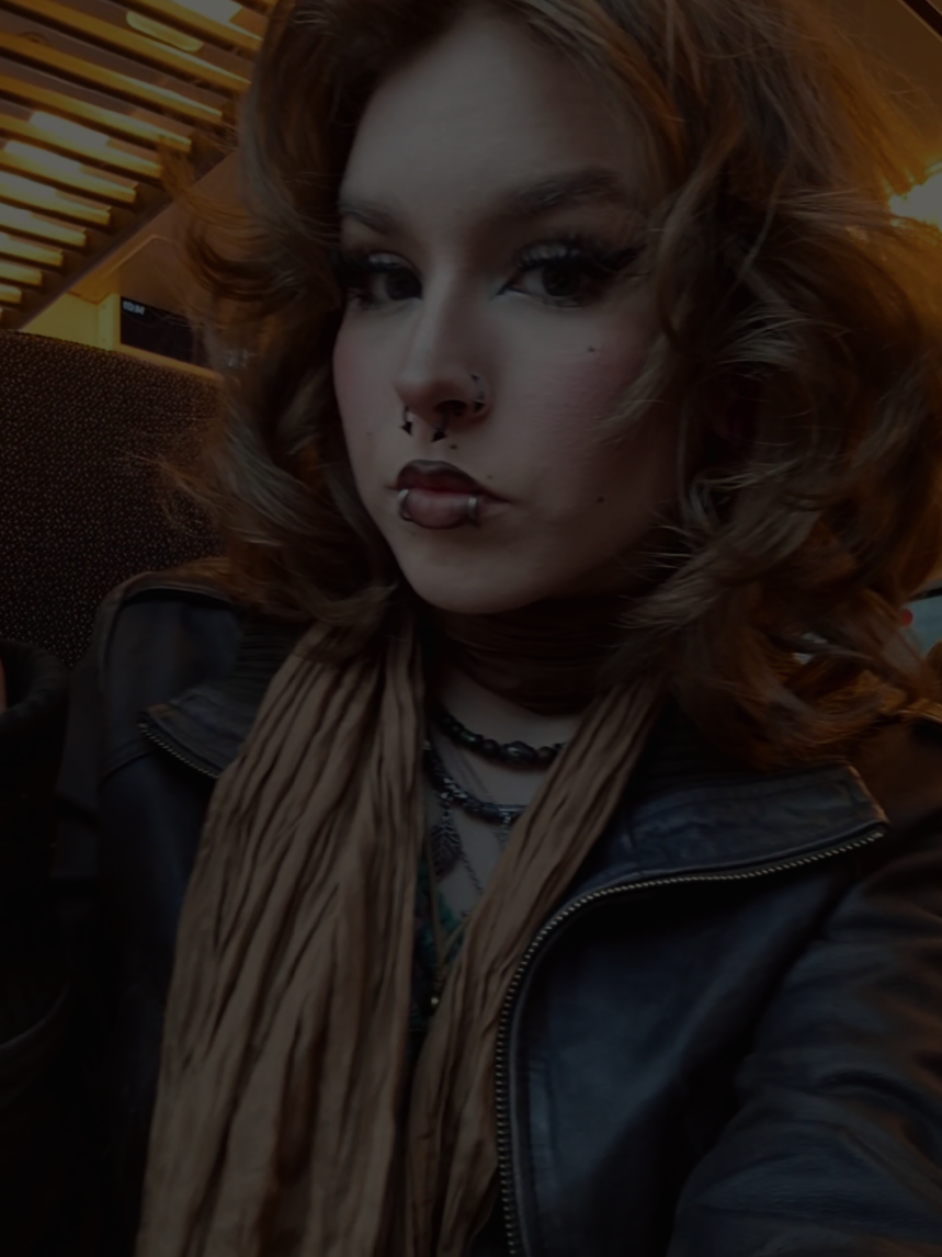 @𝓣𝓮𝓪 𝓐𝓭𝓮𝓵𝓮🌹
