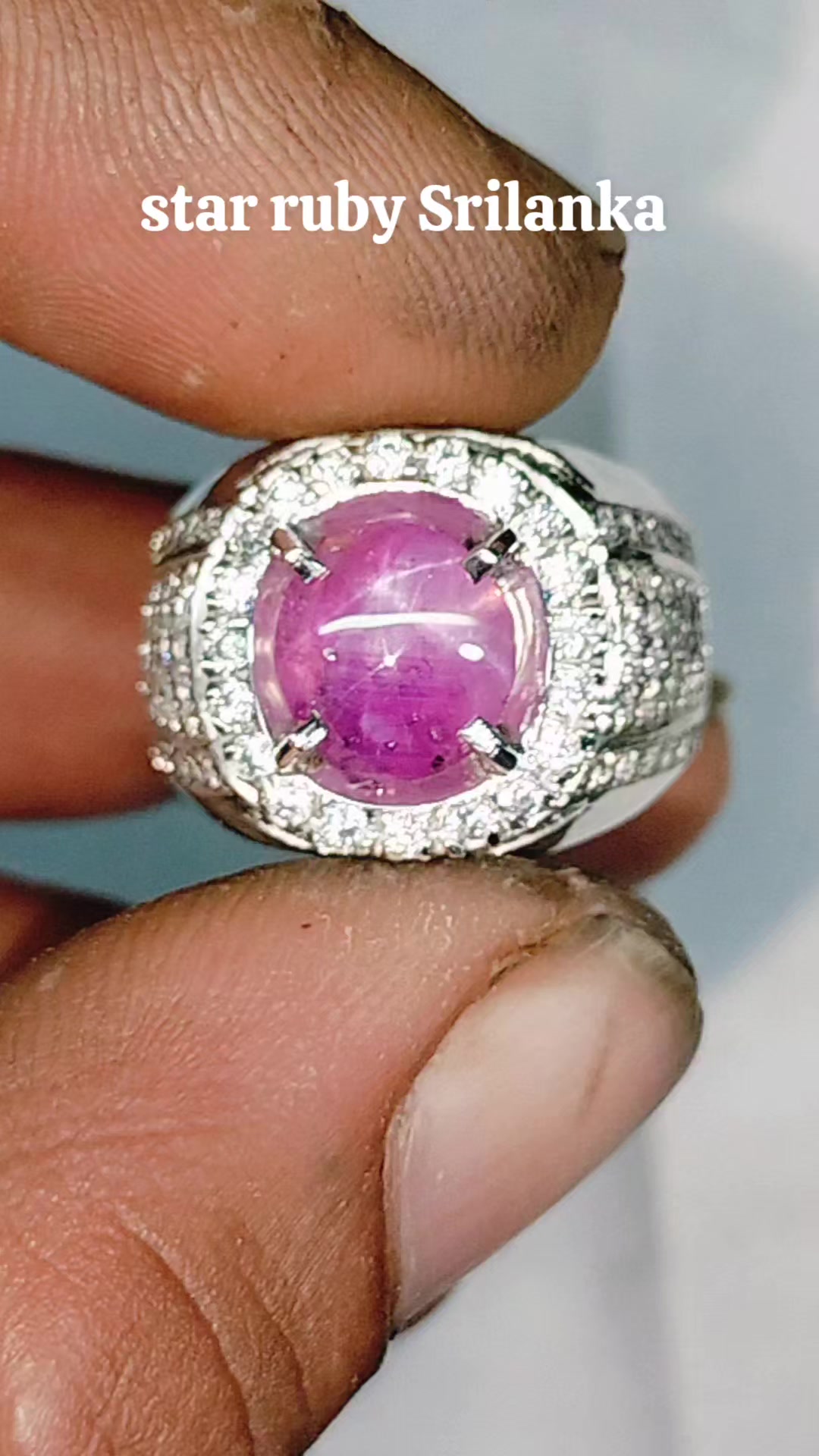 @uzzy gemstone