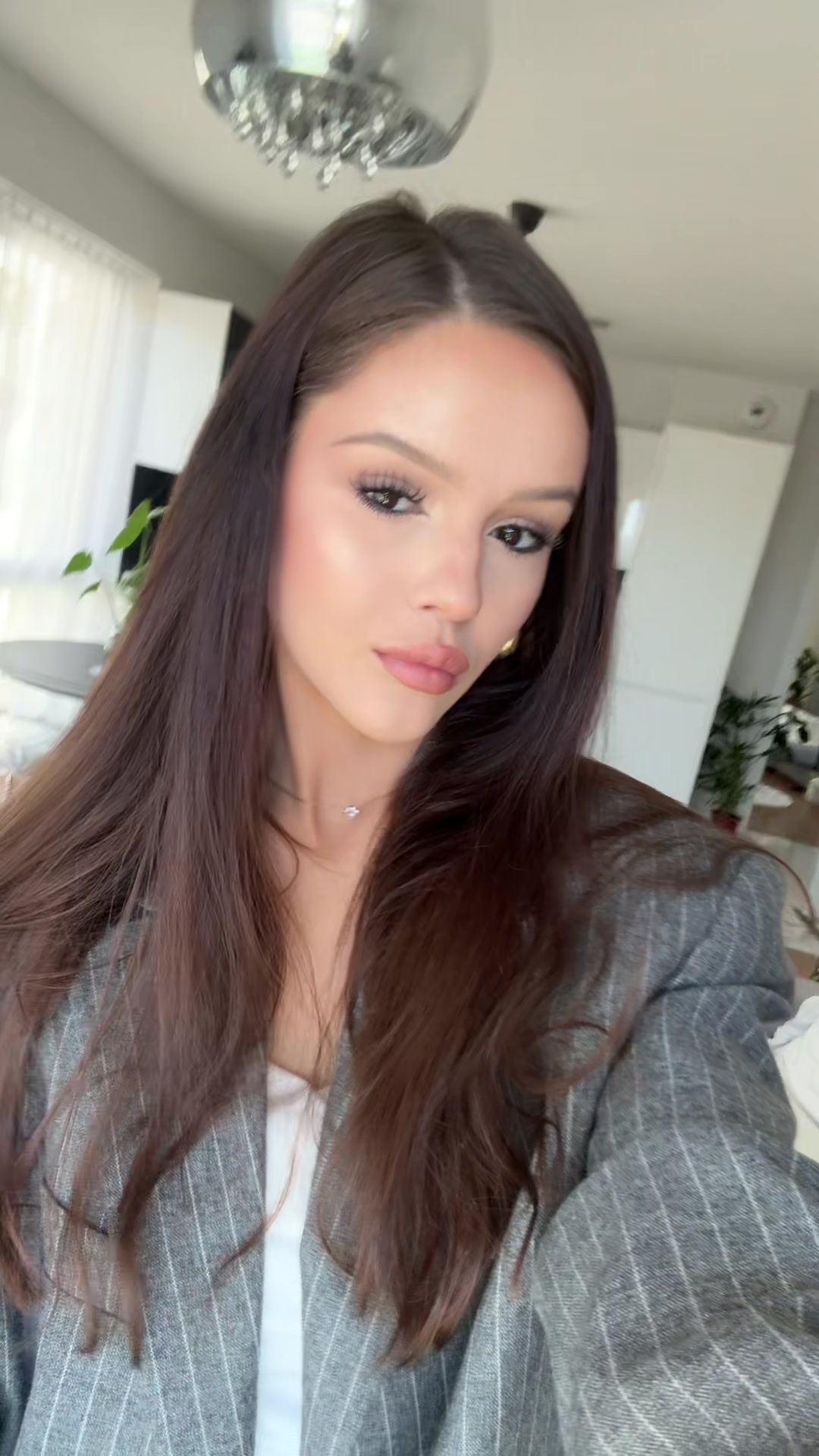 @𝑬𝒎𝒊𝒍𝒌𝒂 💫