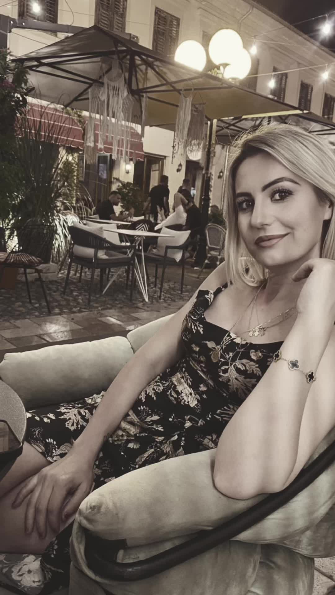 @🎀 E 🎀