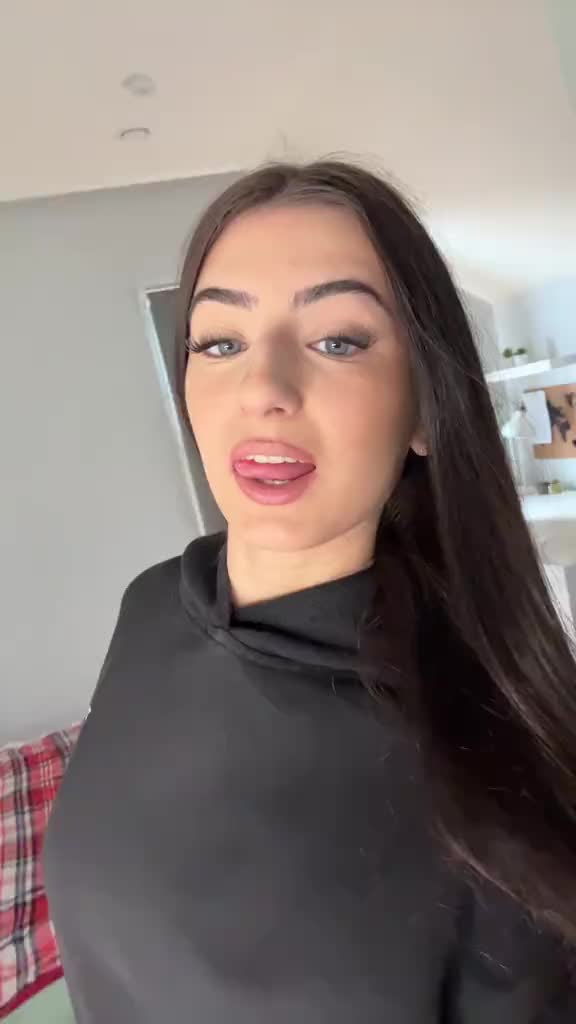 @jvvlcia___
