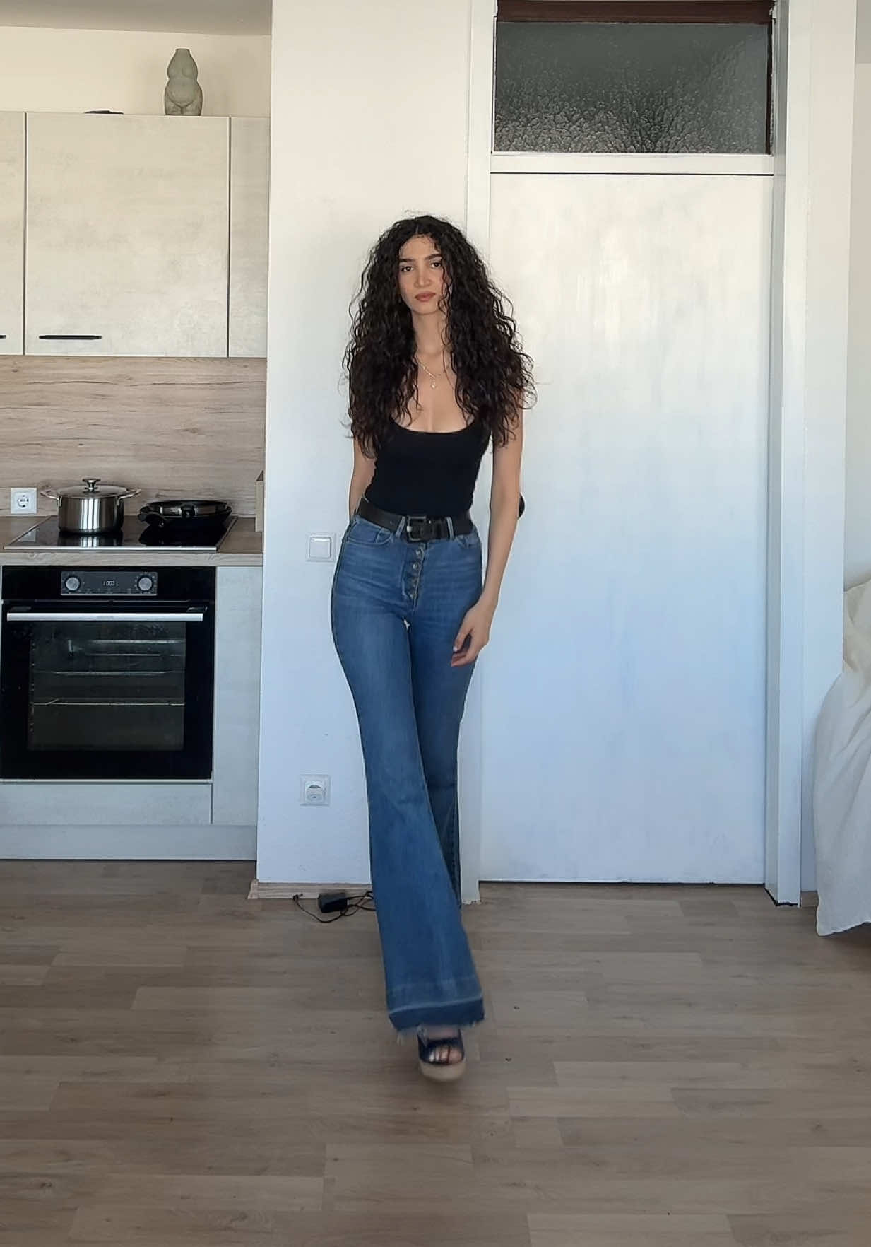 @Yasi Yari