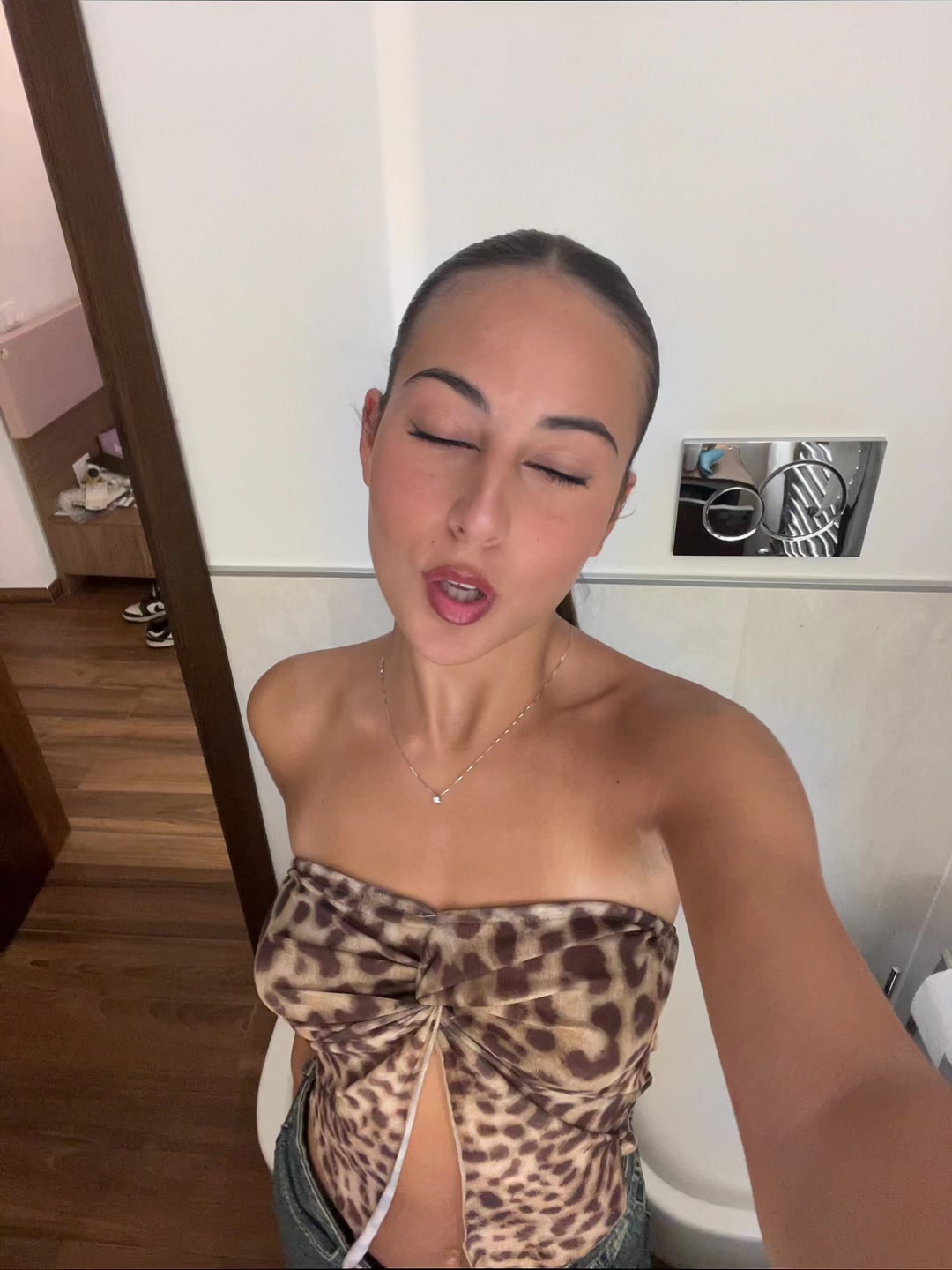 @mc